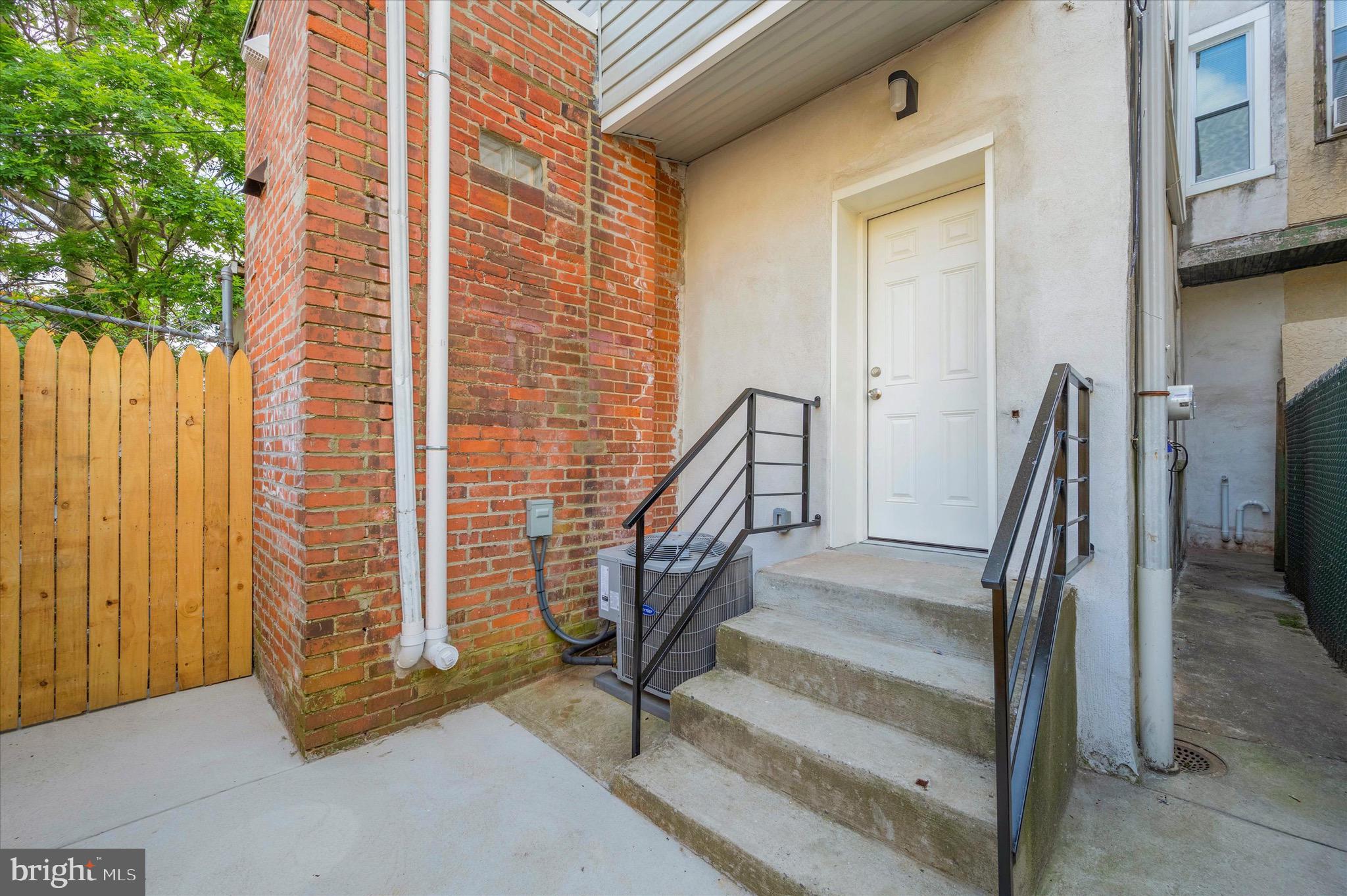 GERMANTOWN - Residential