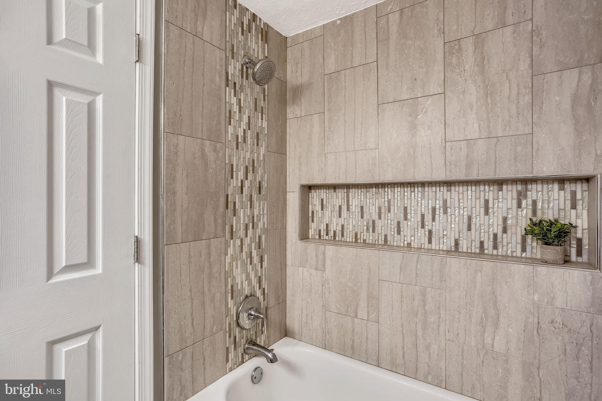 GREENFIELD COMMONS - Residential