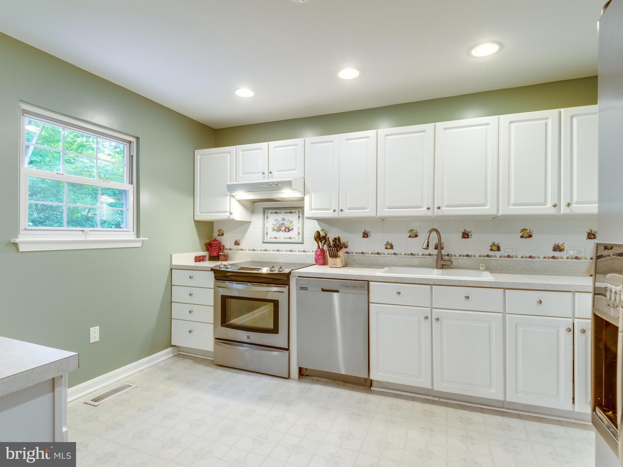 GLENBROOKE WOODS - Residential