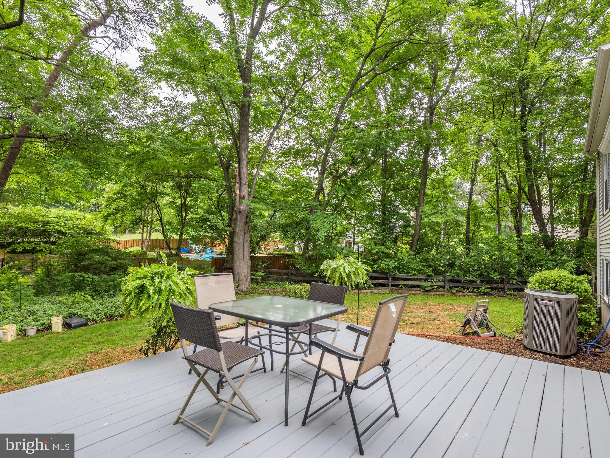 GLENBROOKE WOODS - Residential