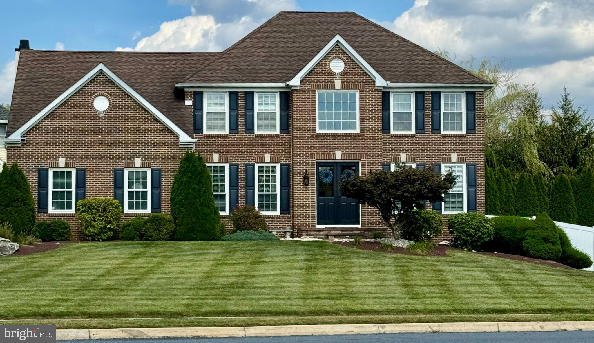 NORTHAMPTON CROSSG - Residential