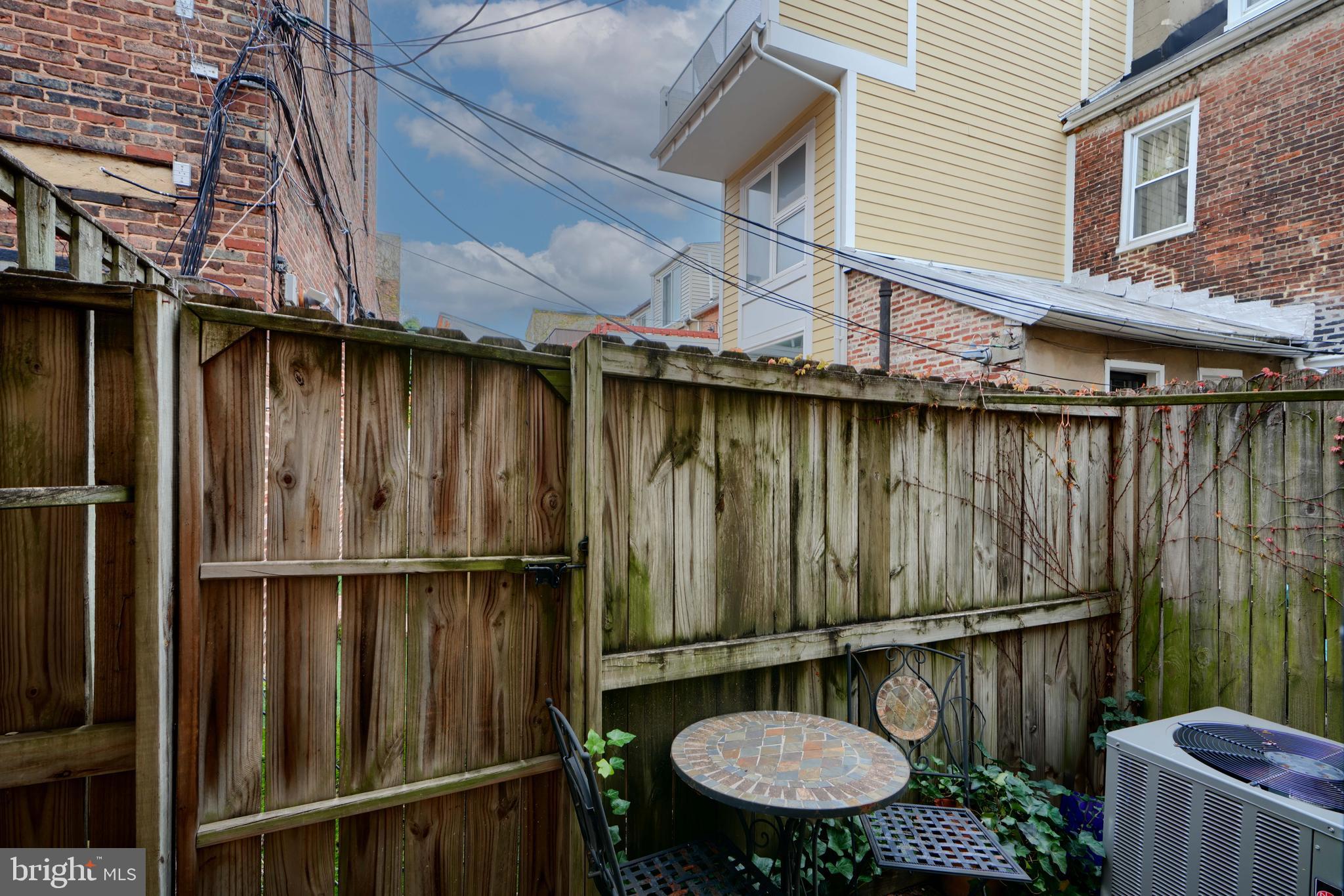 FEDERAL HILL HISTORIC DISTRICT - Residential