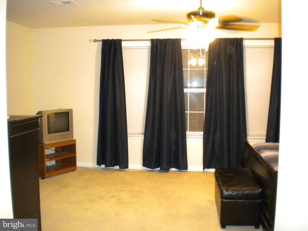 TROUT RUN - Residential Lease