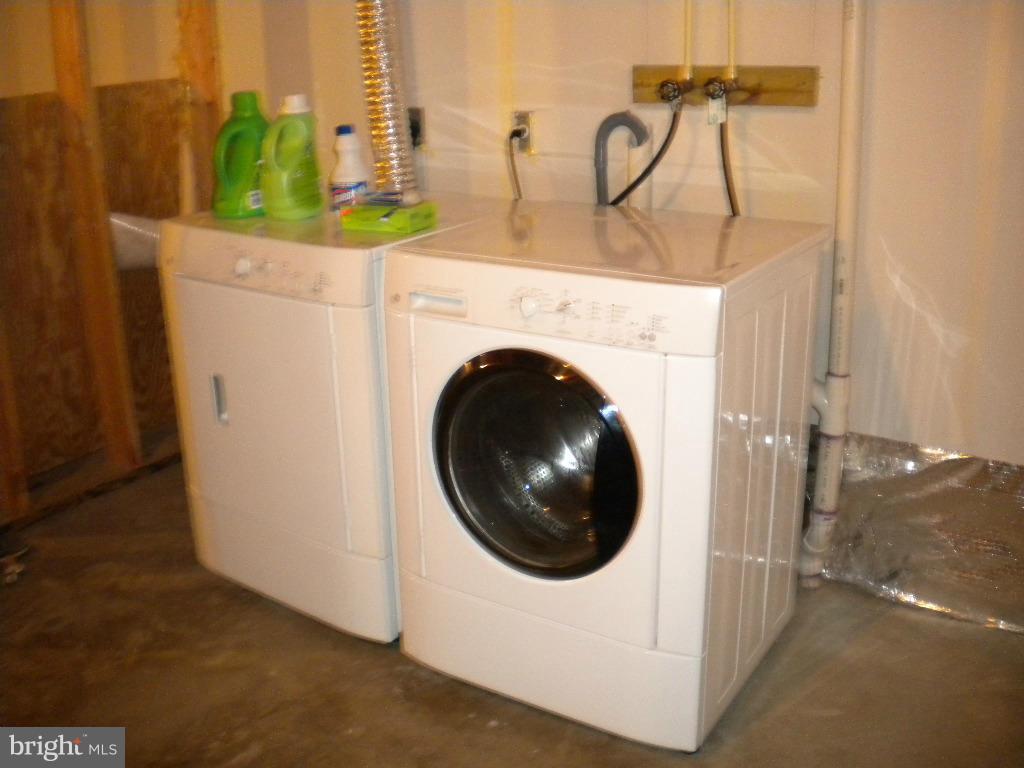 TROUT RUN - Residential Lease