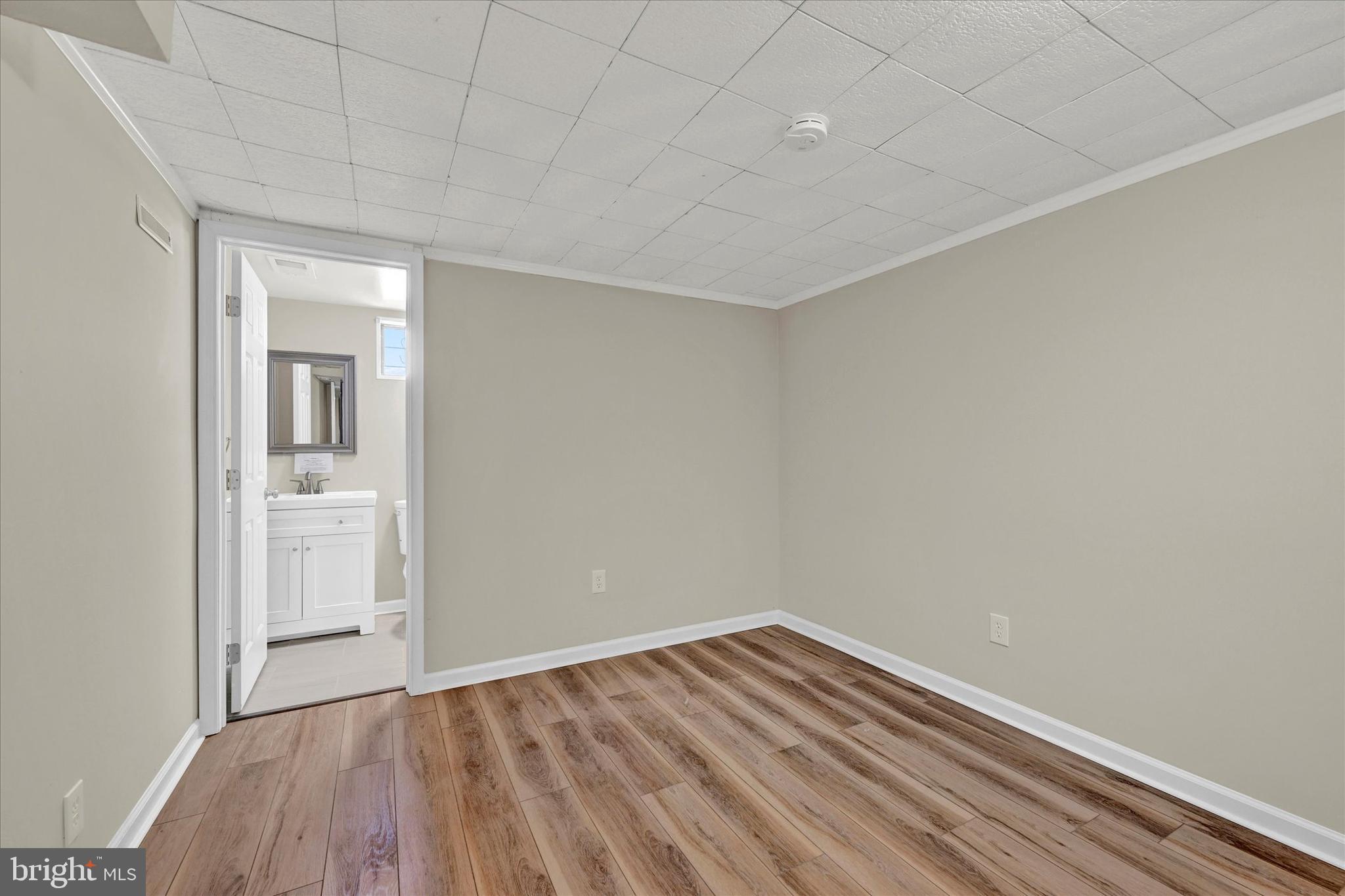 ROSEDALE - Residential