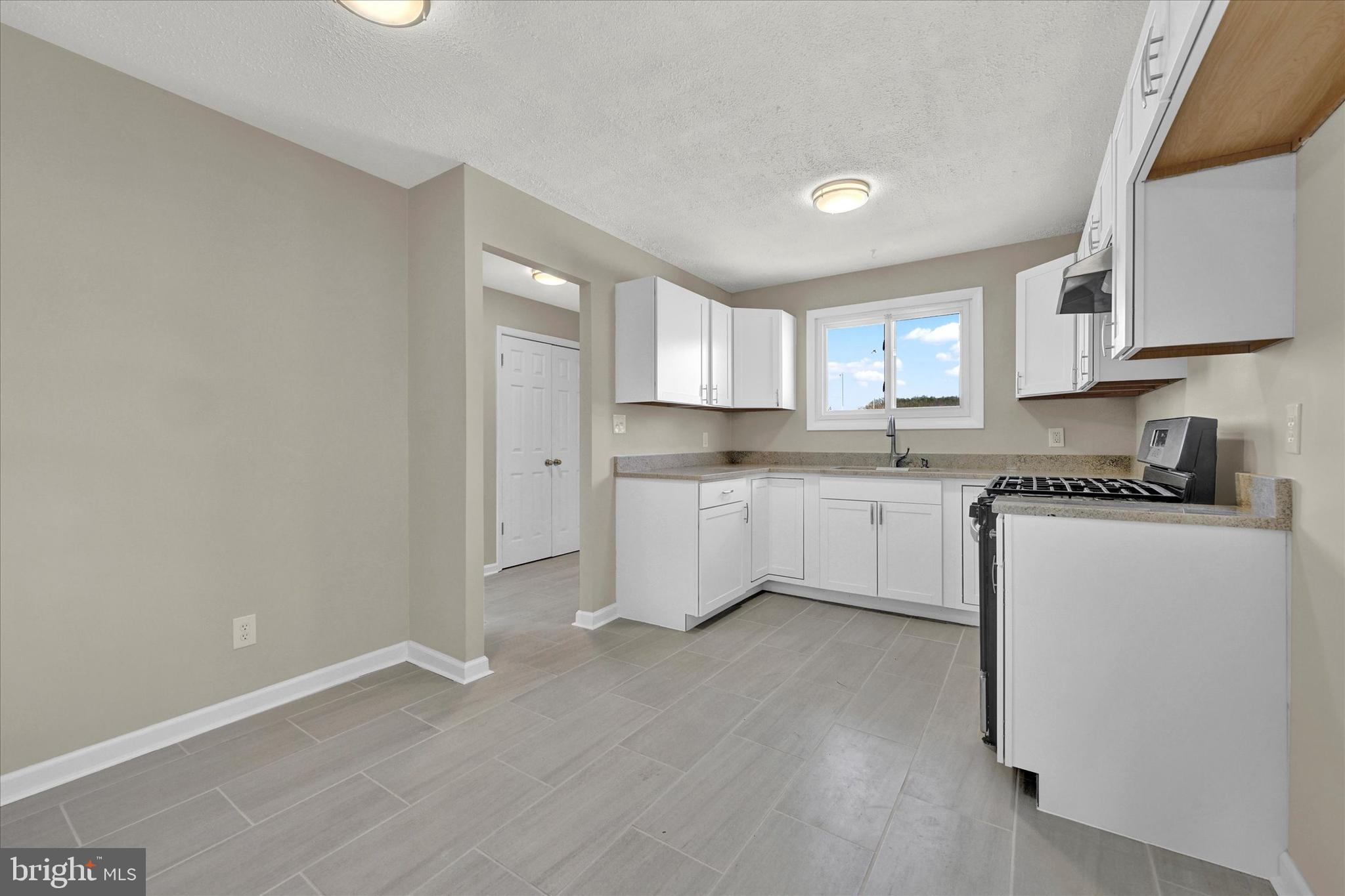 ROSEDALE - Residential