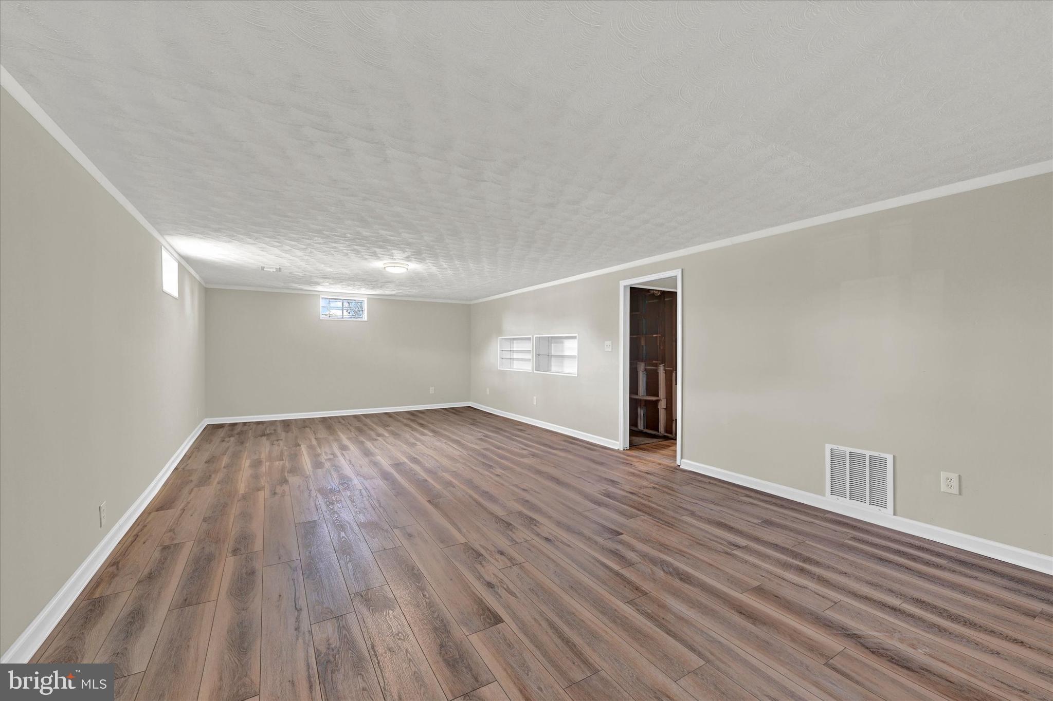 ROSEDALE - Residential