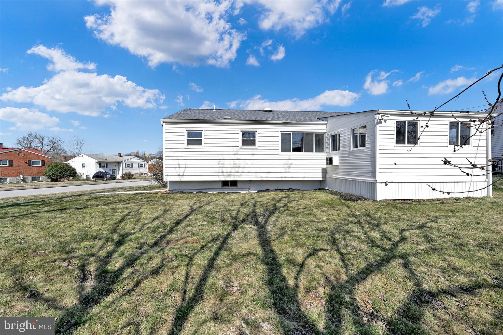 ROSEDALE - Residential