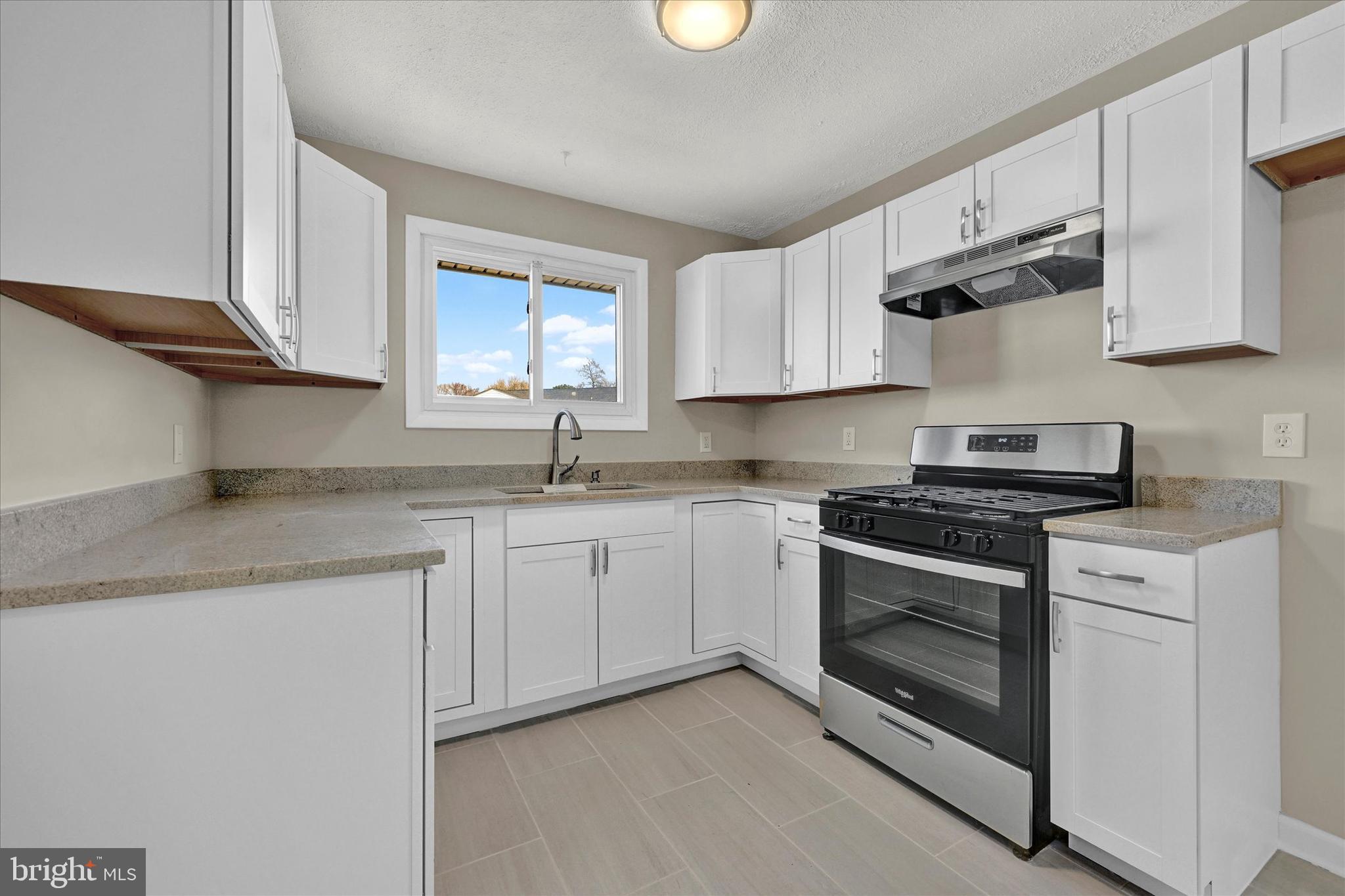 ROSEDALE - Residential