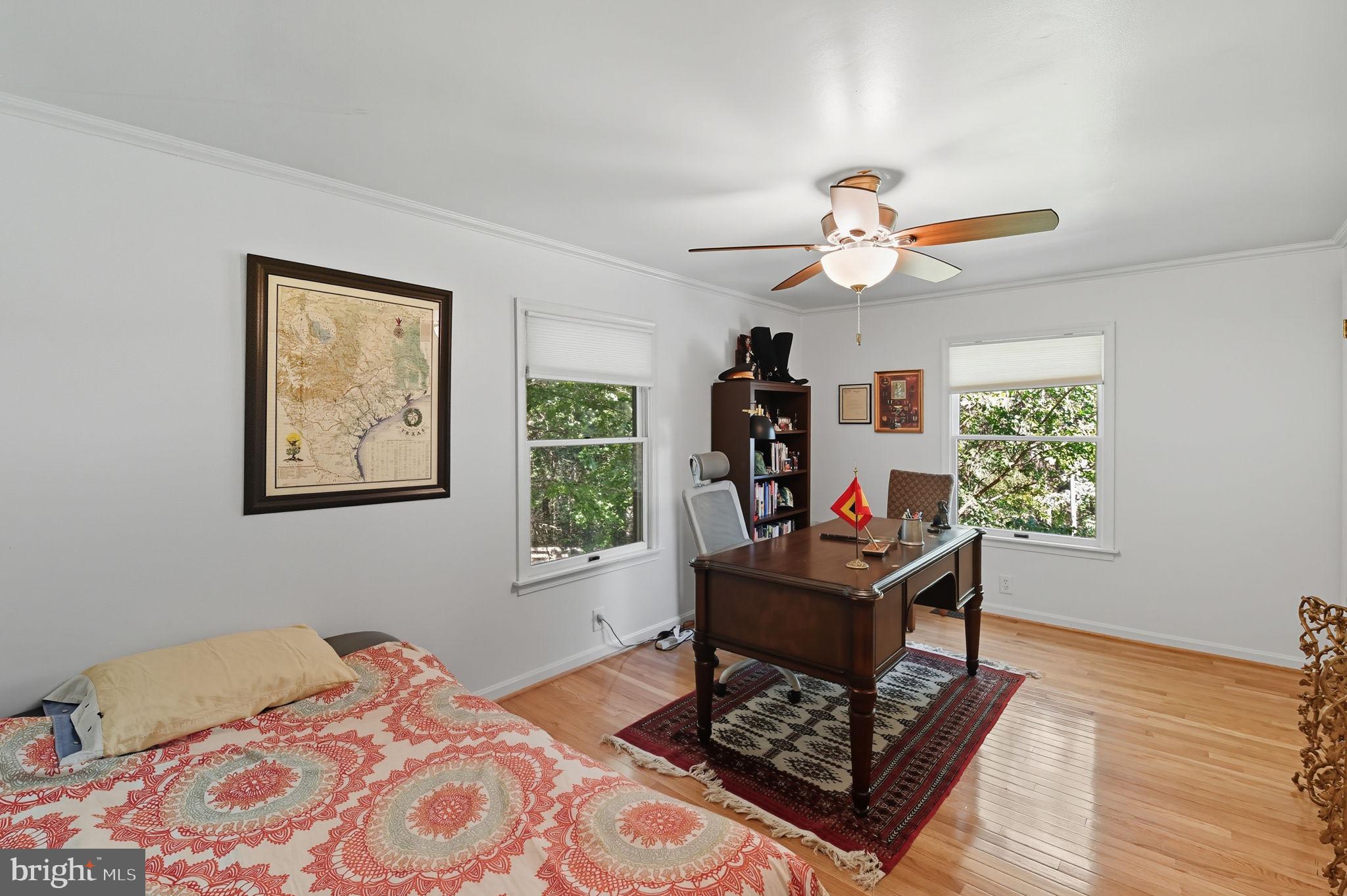 CREEKSIDE - Residential