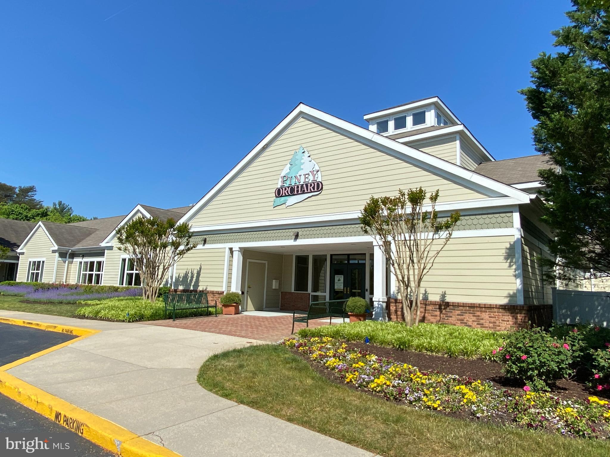 PINEY ORCHARD - Residential Lease