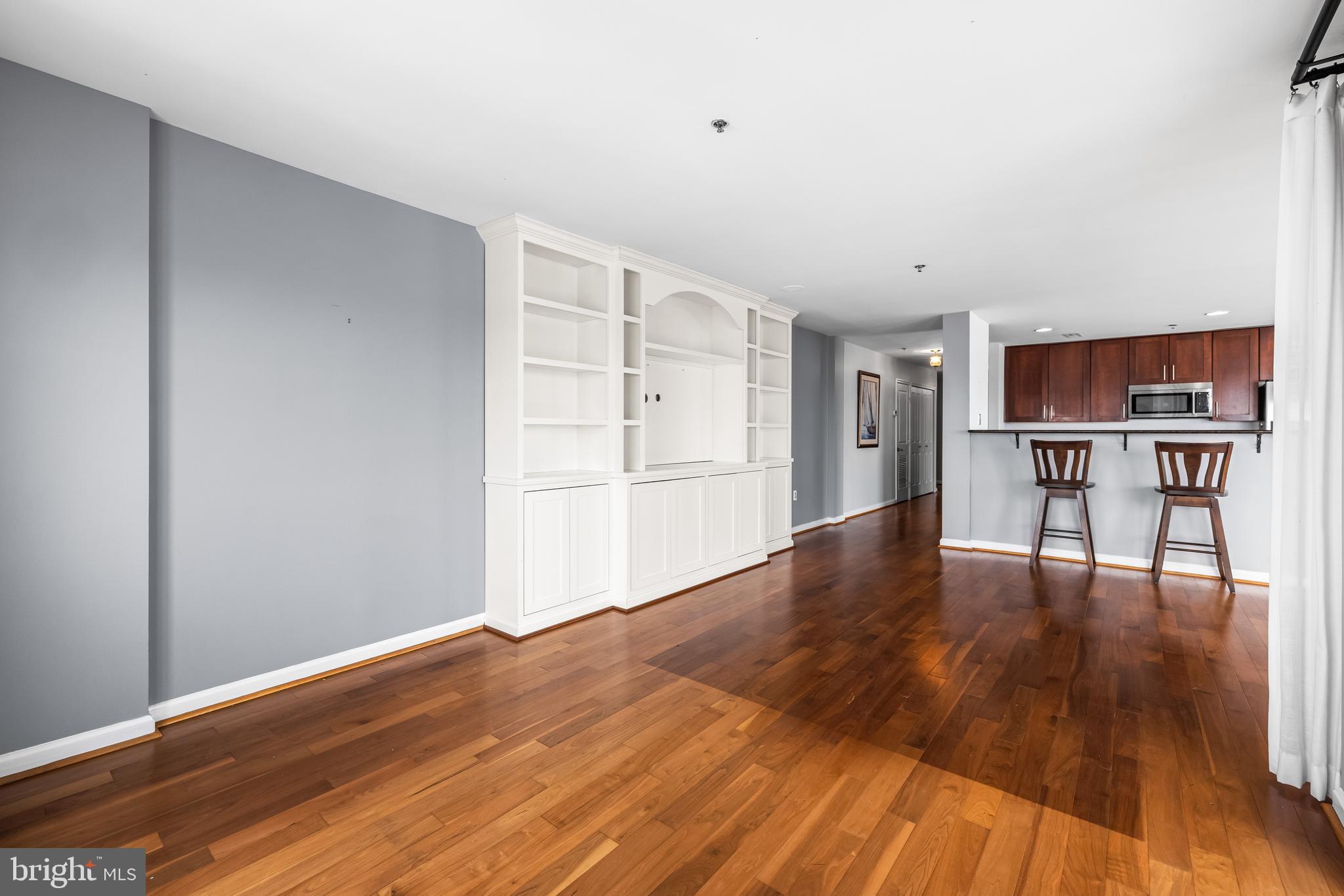 LIGHTHOUSE LANDING - Residential