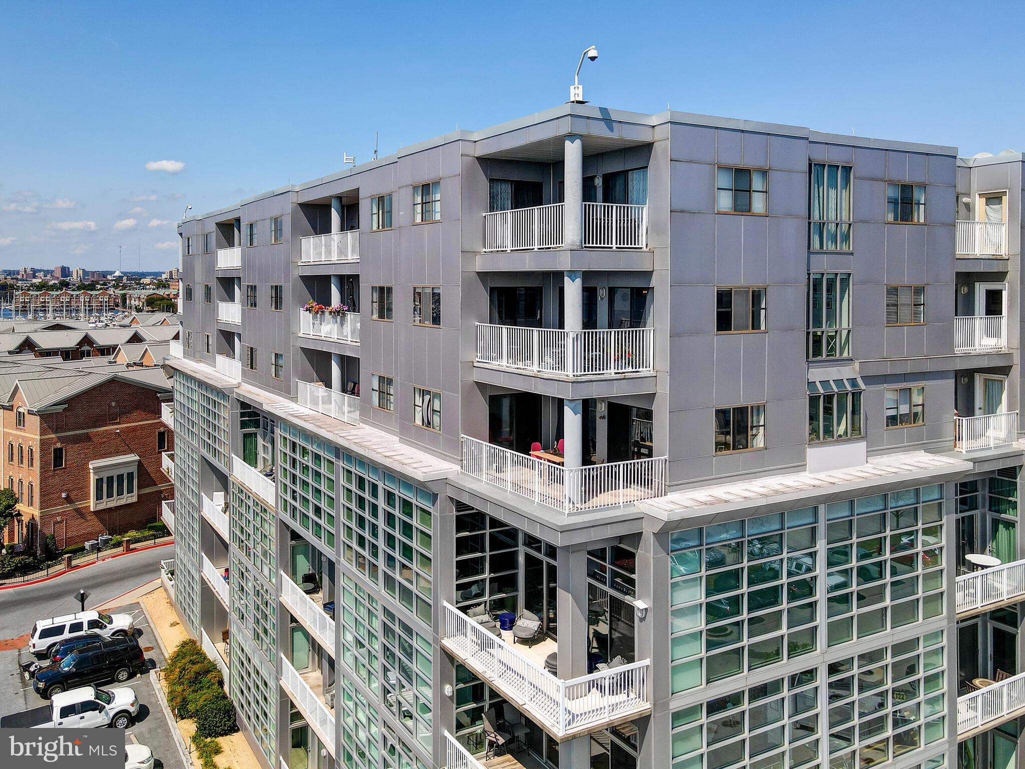 LIGHTHOUSE LANDING - Residential
