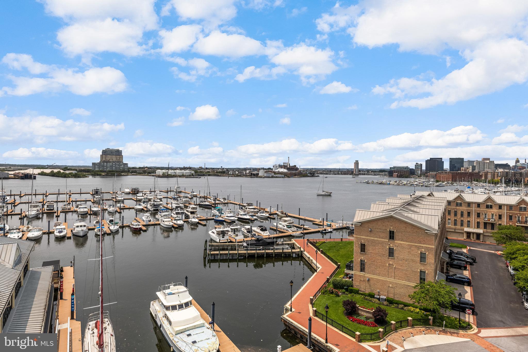 LIGHTHOUSE LANDING - Residential