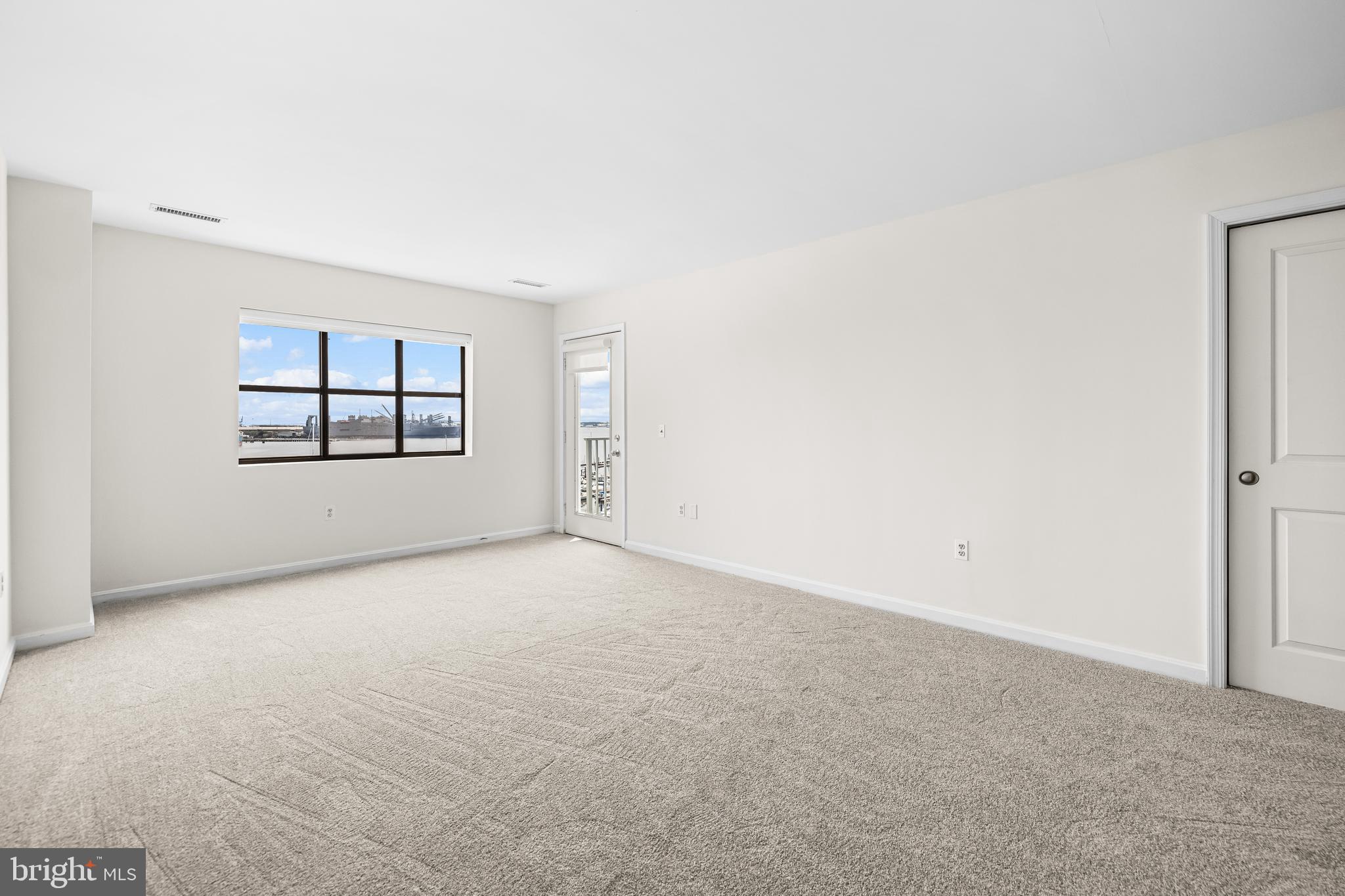 LIGHTHOUSE LANDING - Residential
