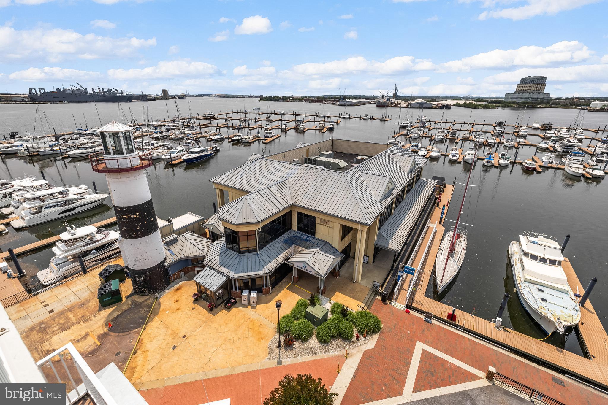 LIGHTHOUSE LANDING - Residential