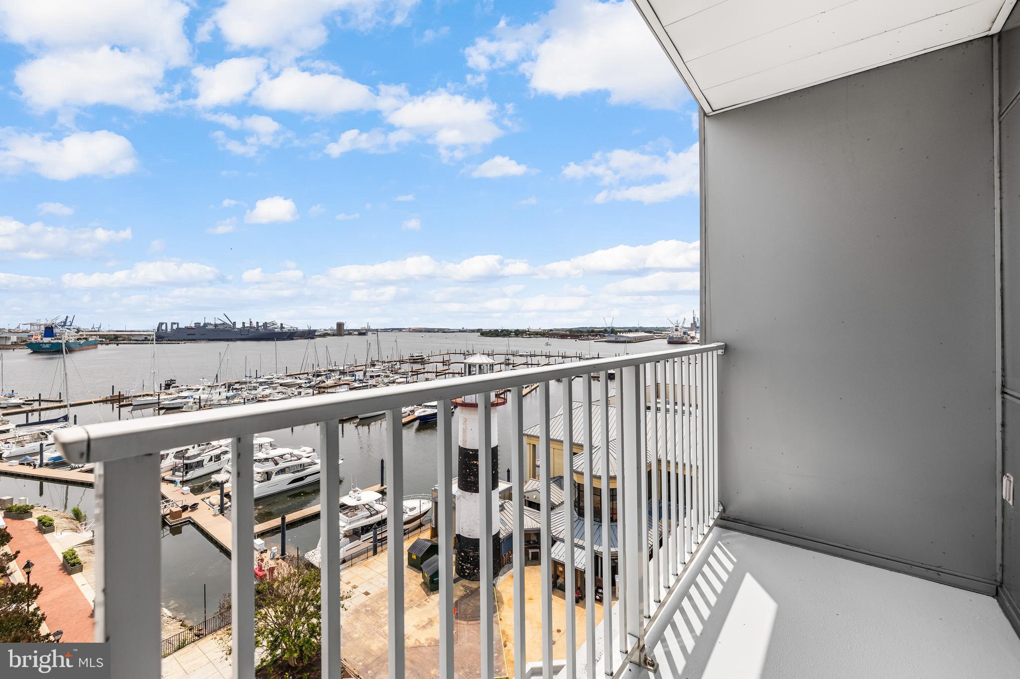 LIGHTHOUSE LANDING - Residential