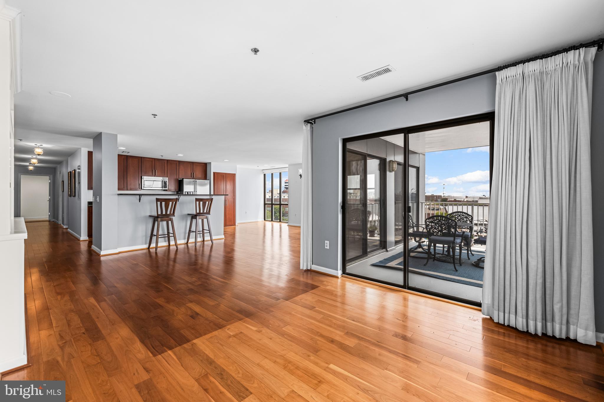 LIGHTHOUSE LANDING - Residential