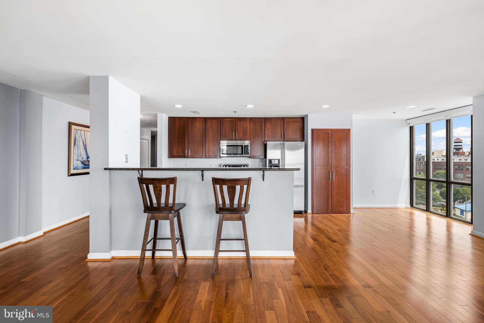 LIGHTHOUSE LANDING - Residential