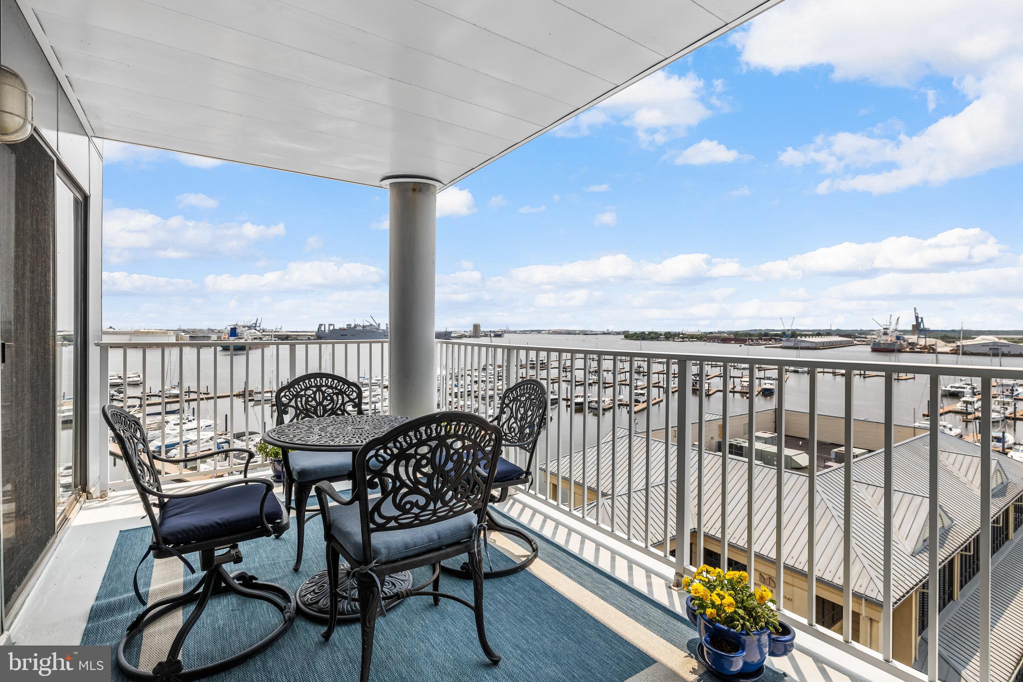 LIGHTHOUSE LANDING - Residential