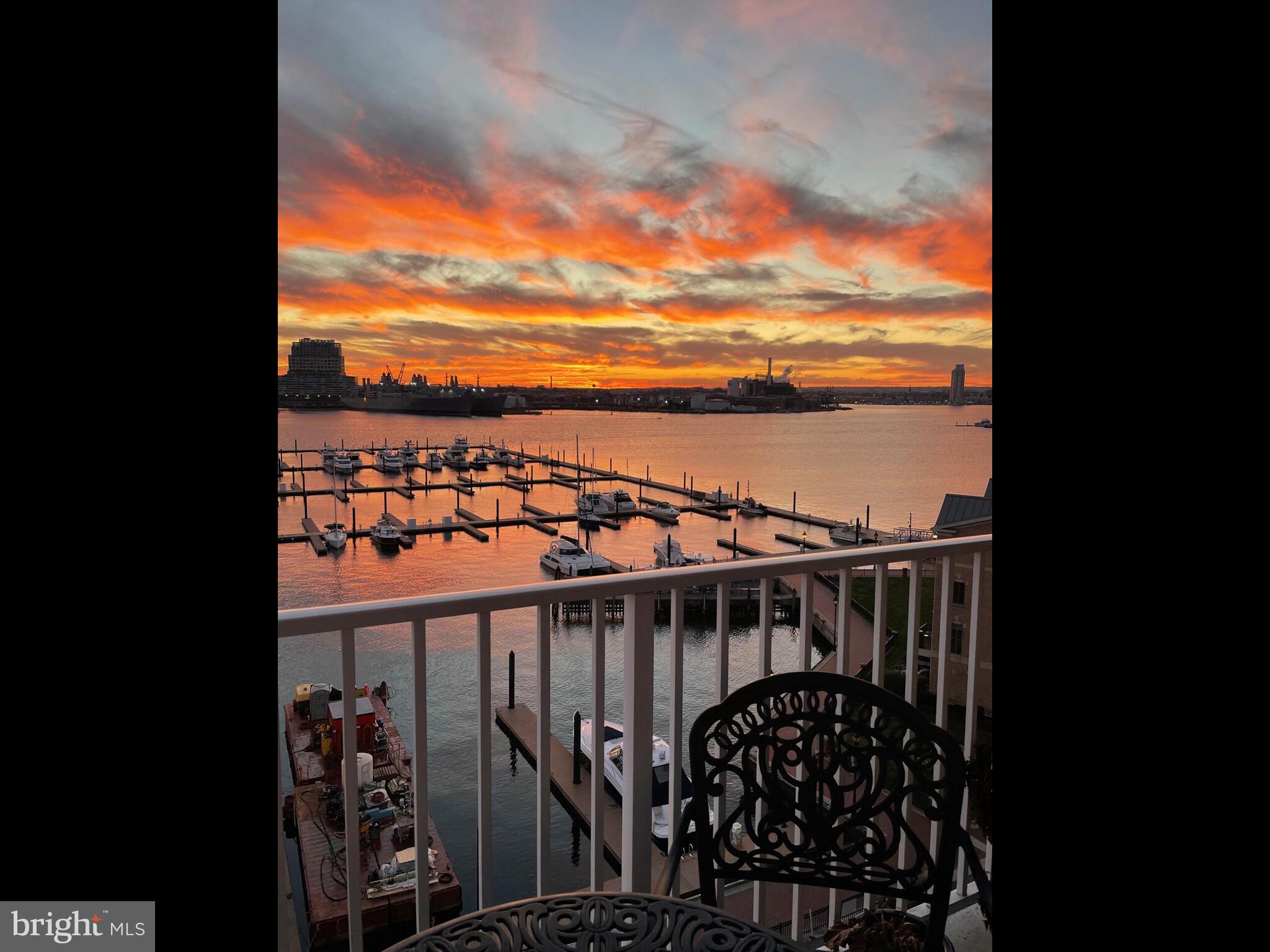 LIGHTHOUSE LANDING - Residential