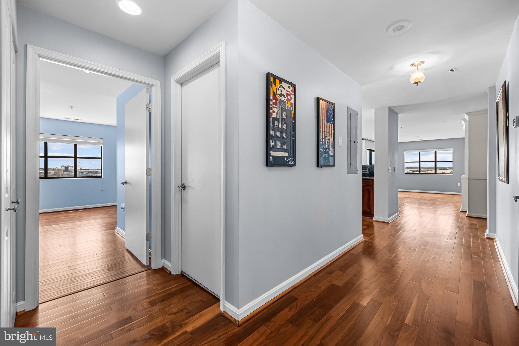 LIGHTHOUSE LANDING - Residential