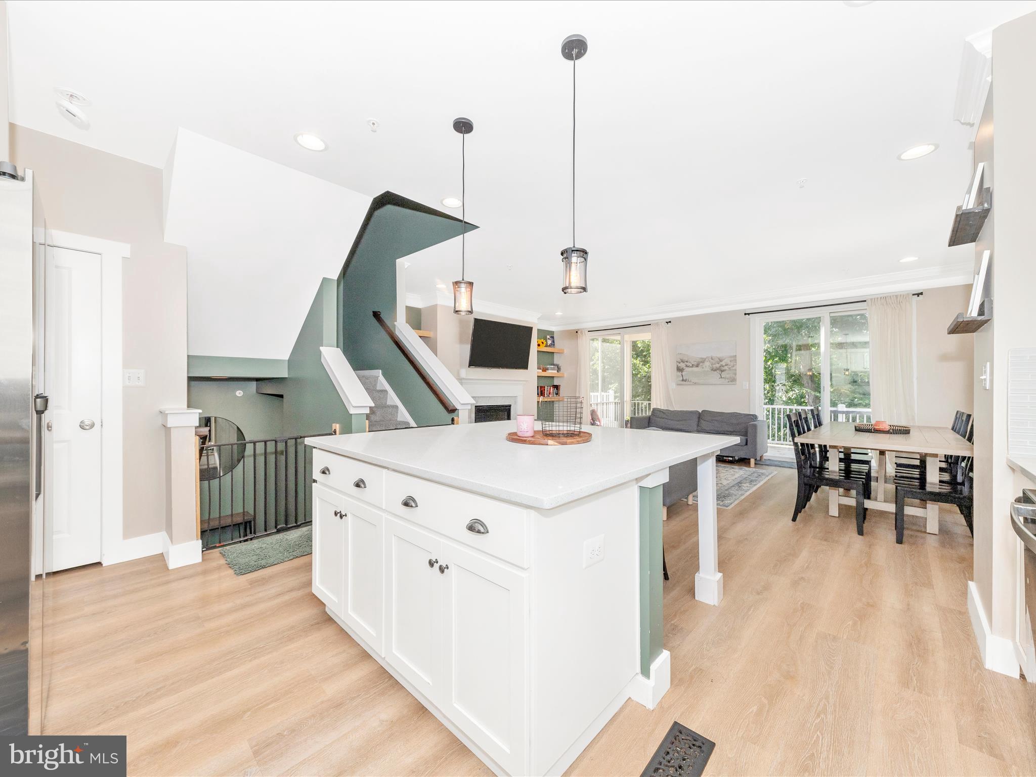 TALLYN RIDGE - Residential