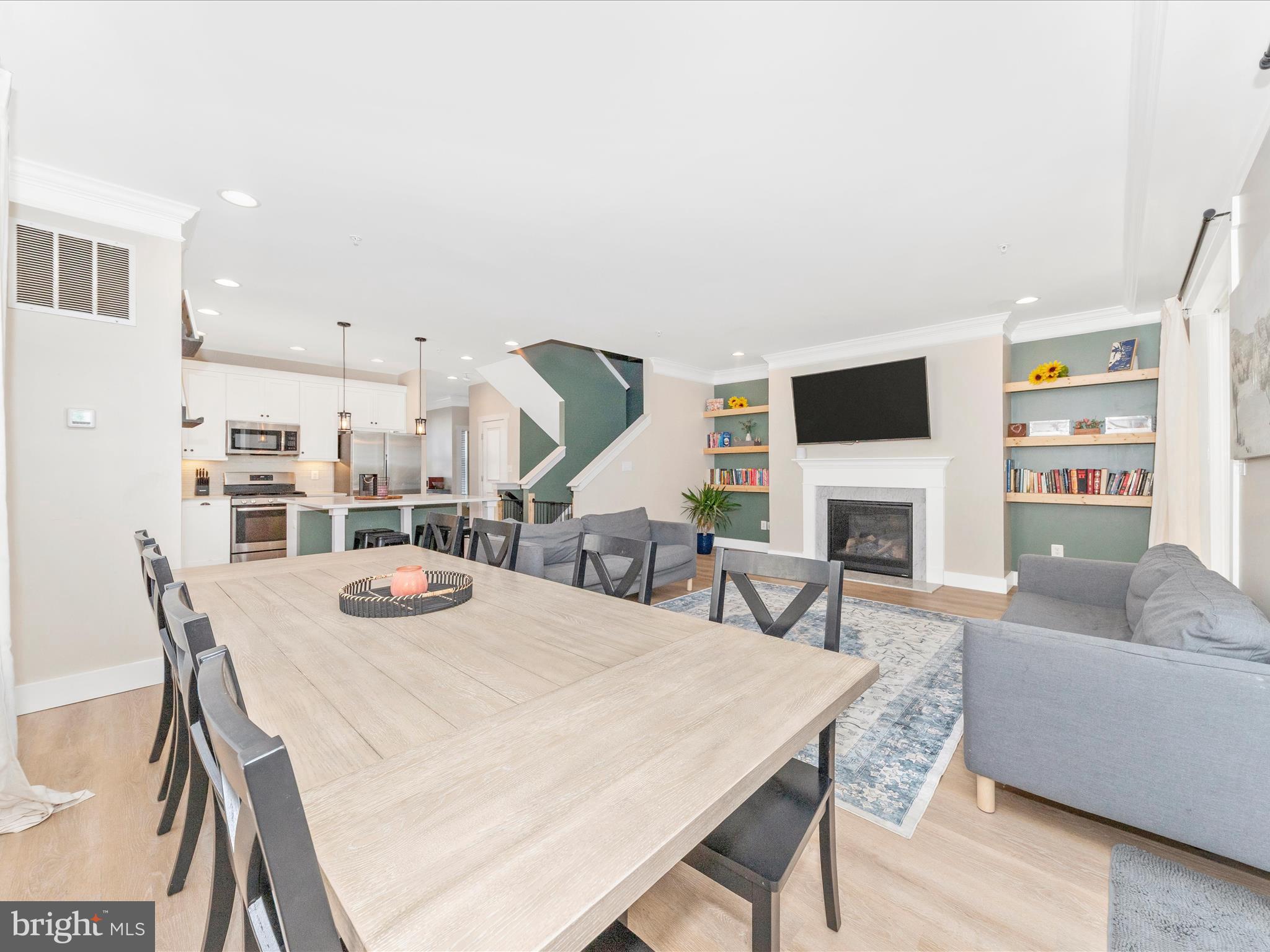 TALLYN RIDGE - Residential