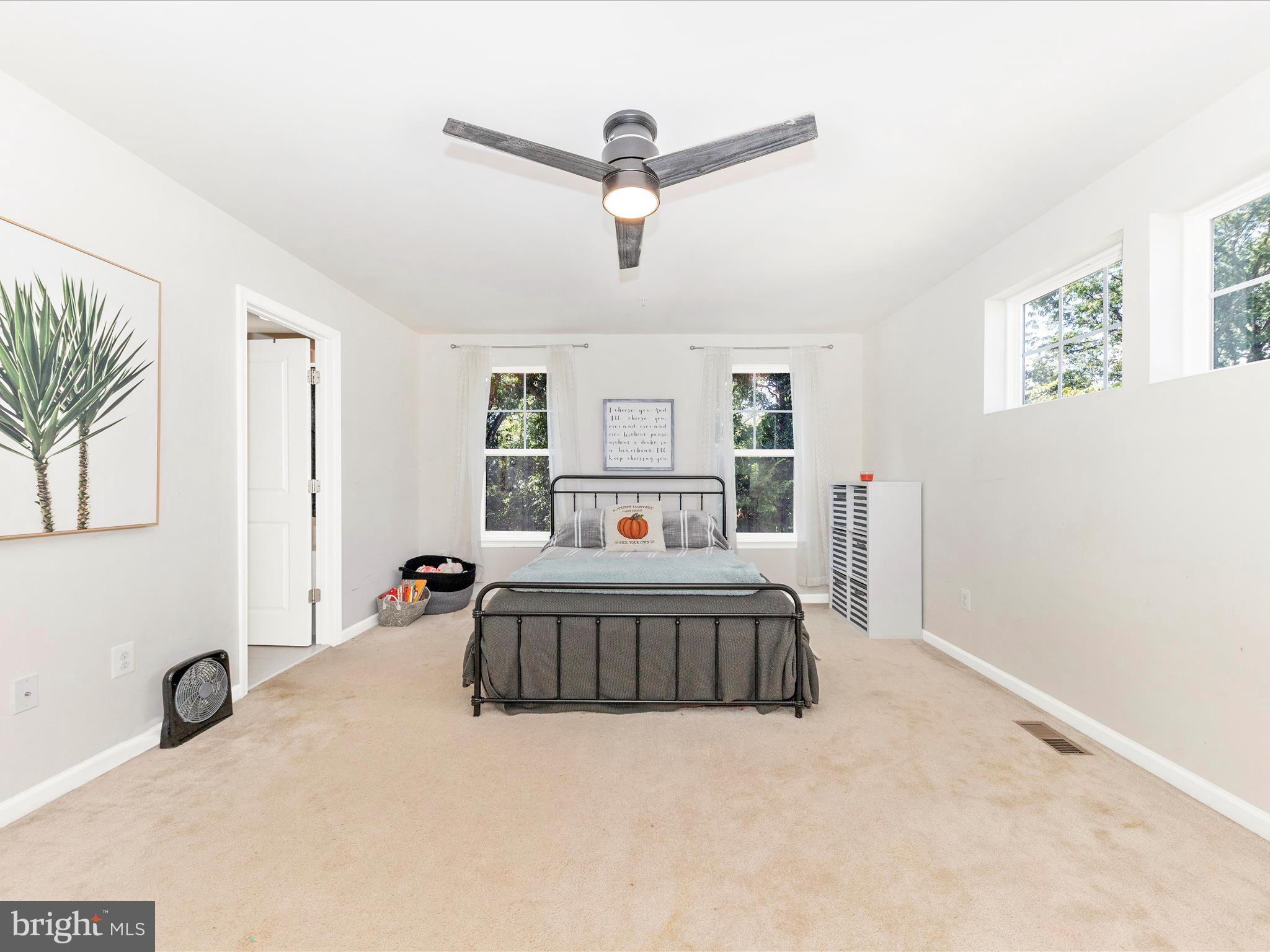 TALLYN RIDGE - Residential