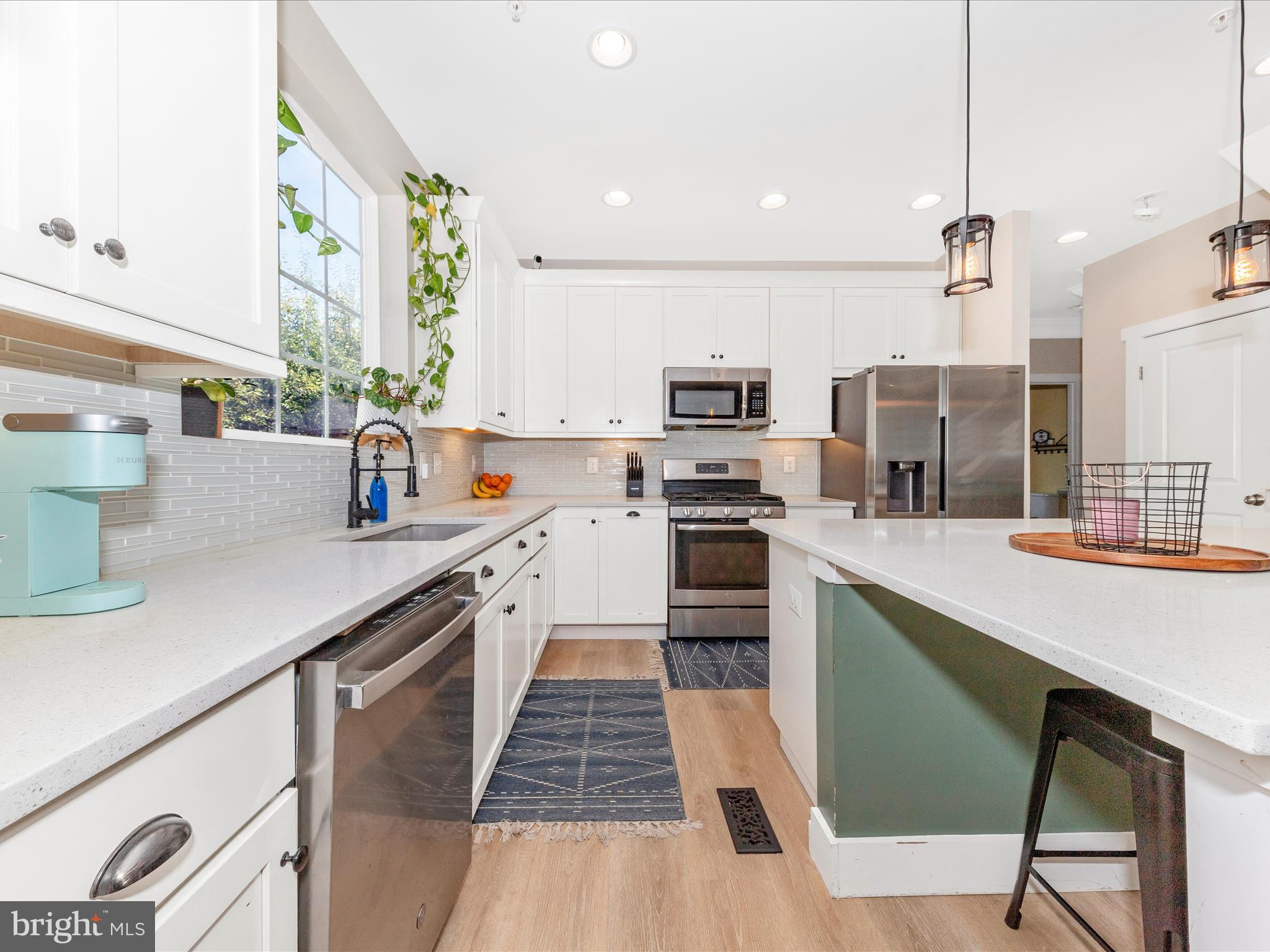 TALLYN RIDGE - Residential