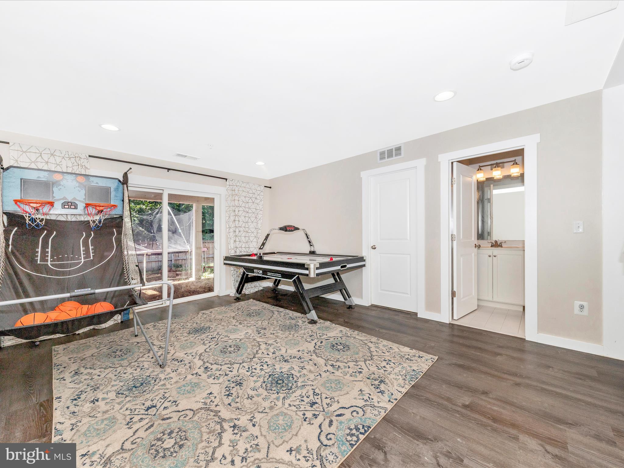 TALLYN RIDGE - Residential