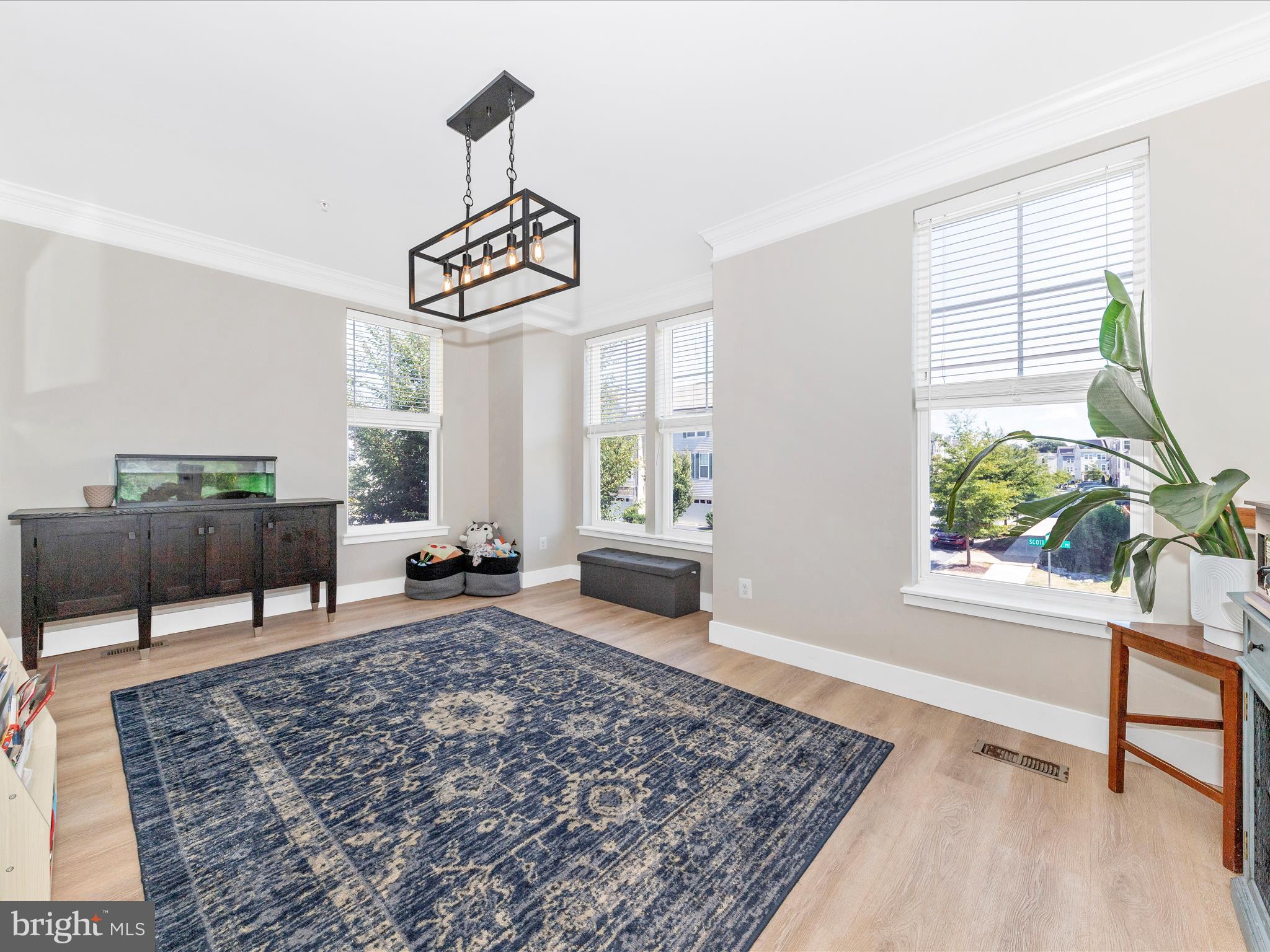 TALLYN RIDGE - Residential