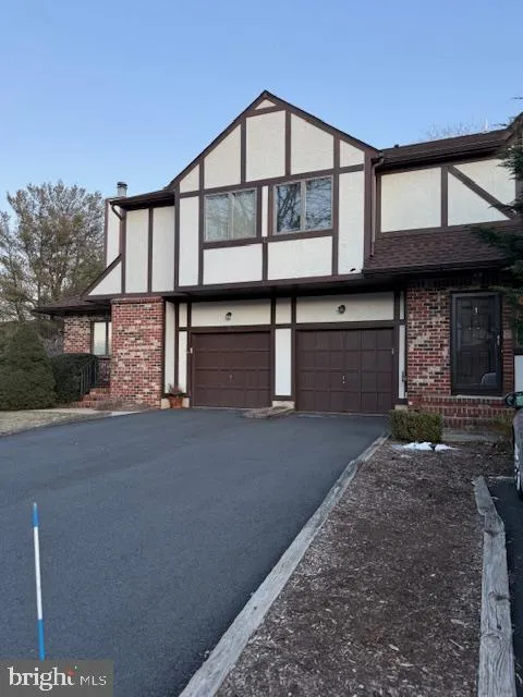 3 Balamor Lane, Ewing, NJ MLS: NJME2054714