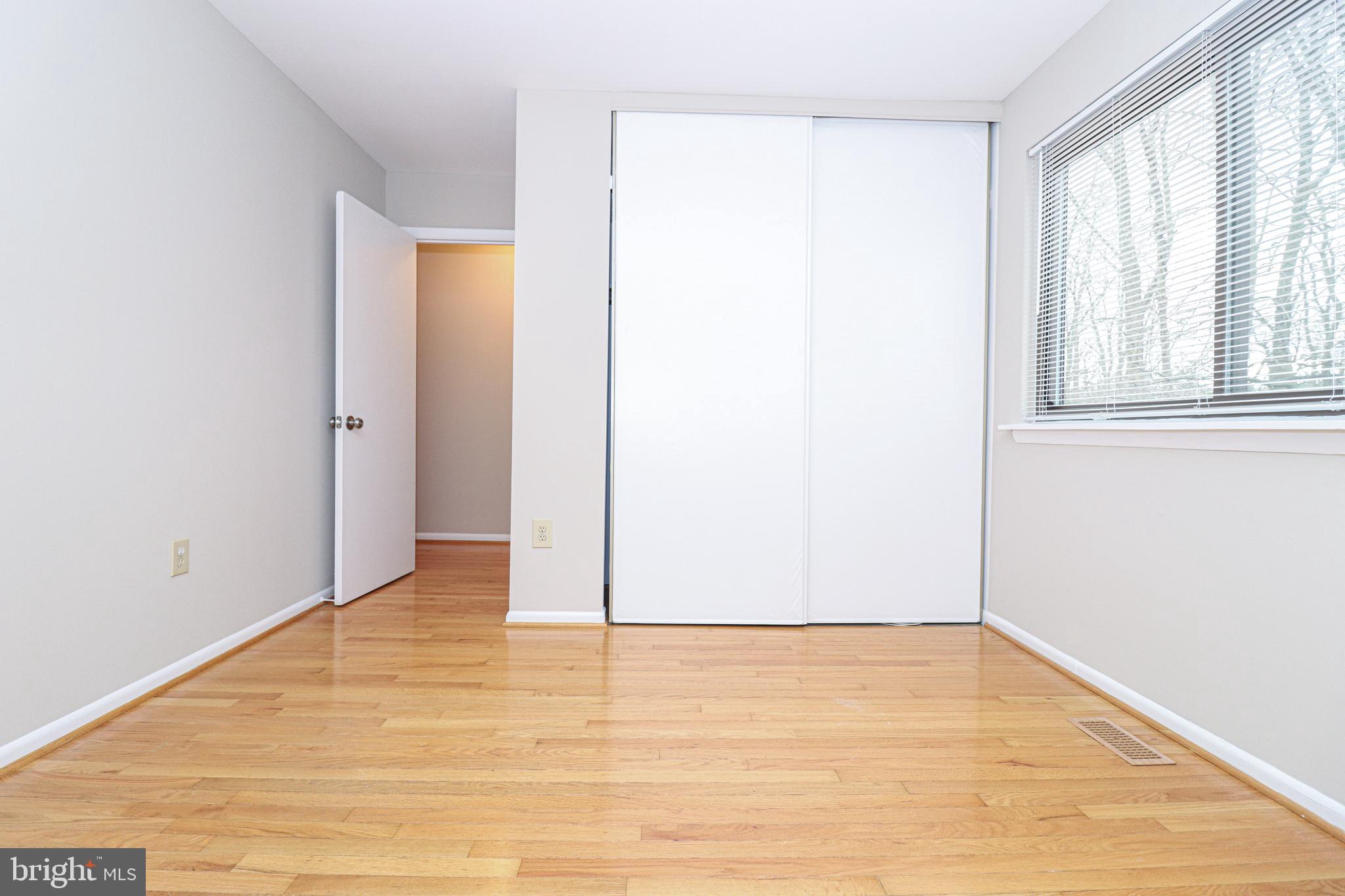 BURKE CENTRE - Residential