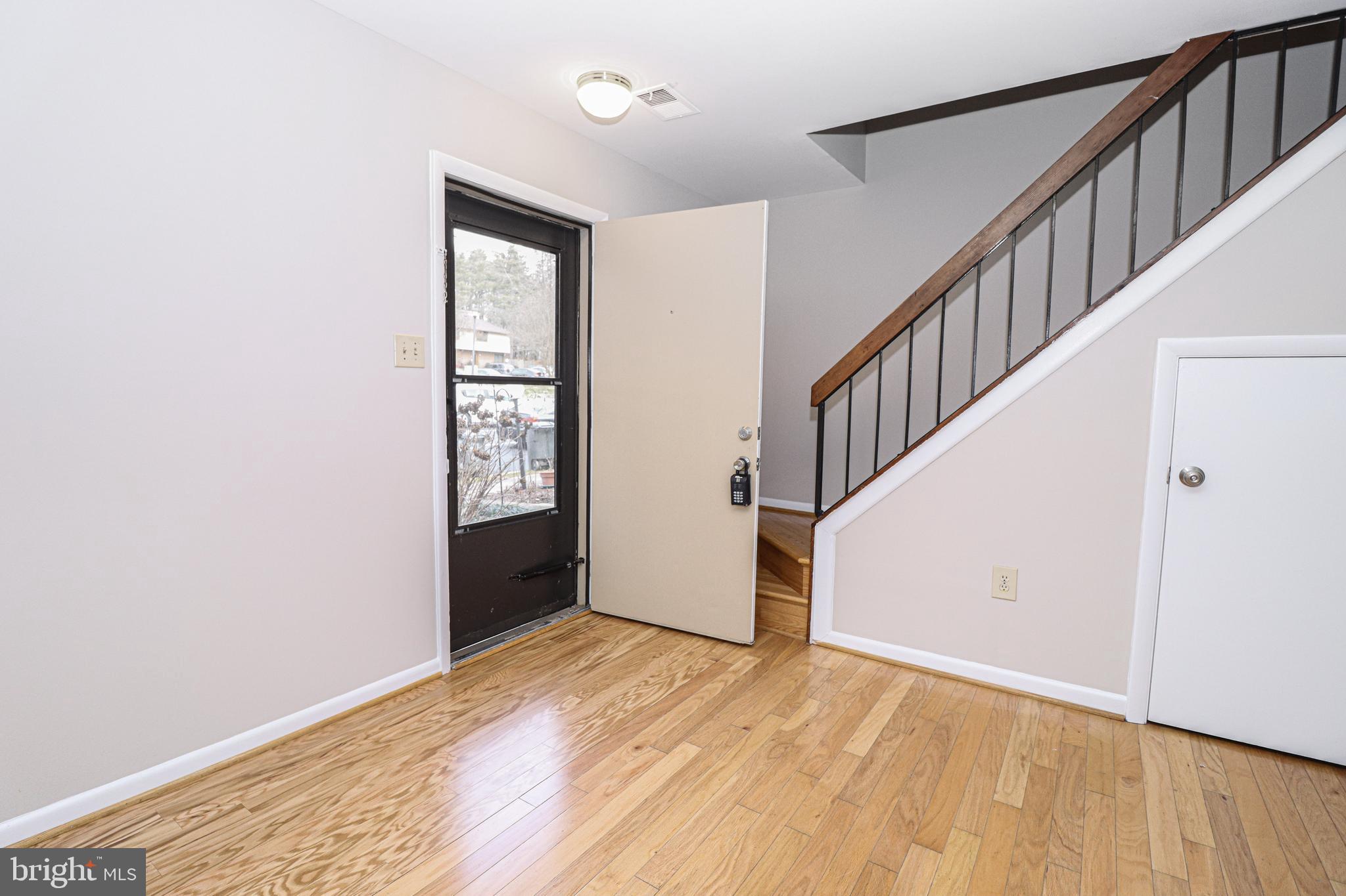 BURKE CENTRE - Residential