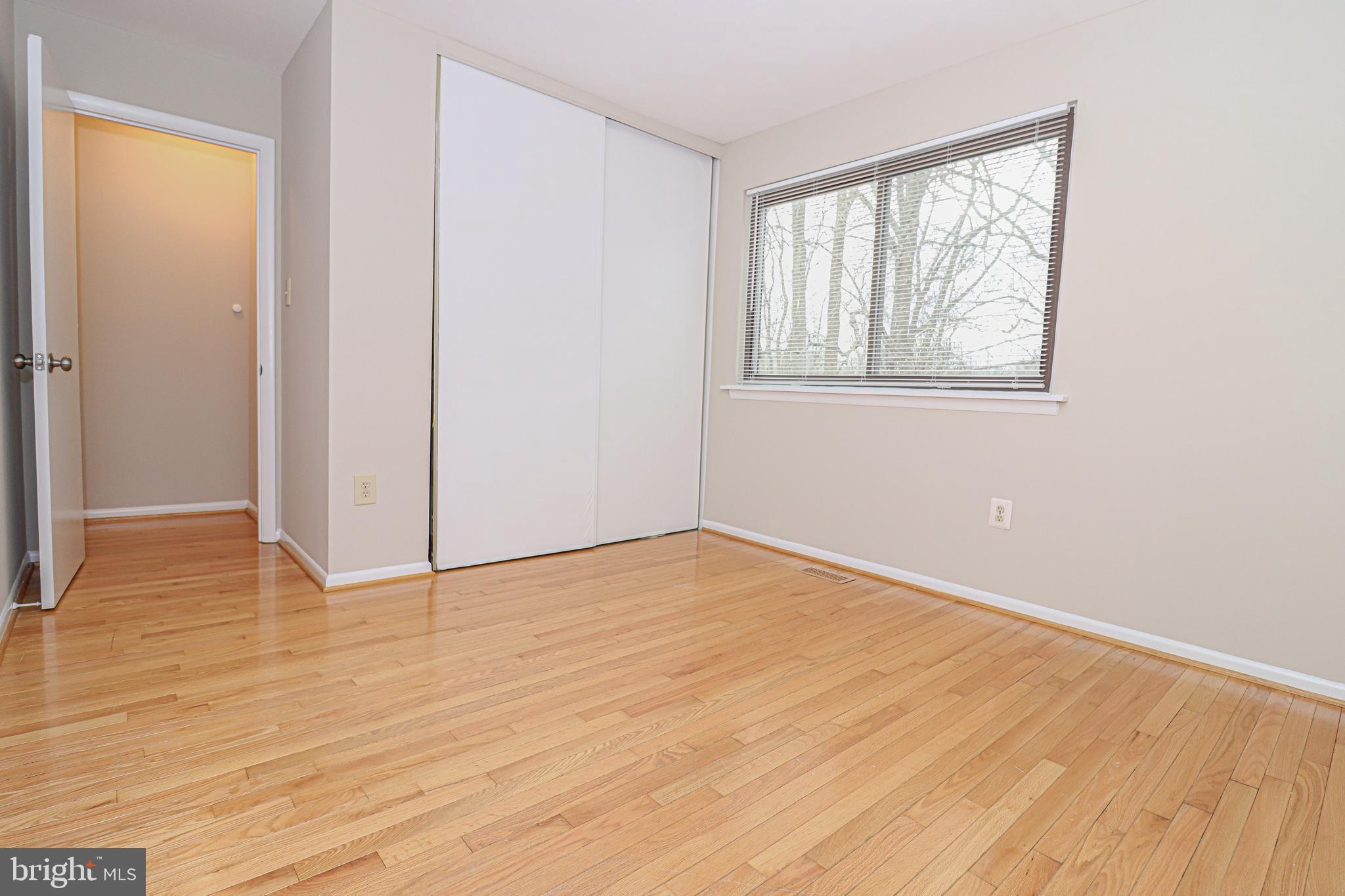 BURKE CENTRE - Residential