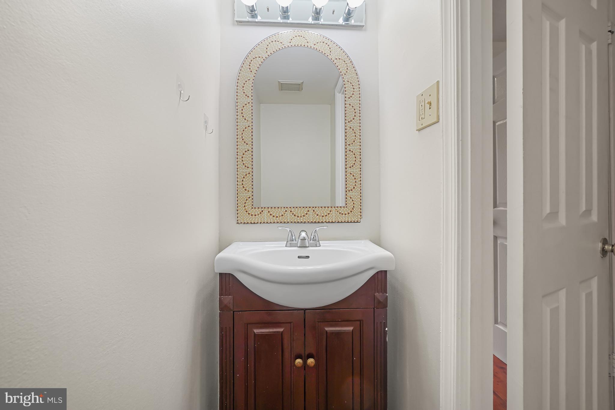 ROCKSHIRE TOWNHOMES - Residential