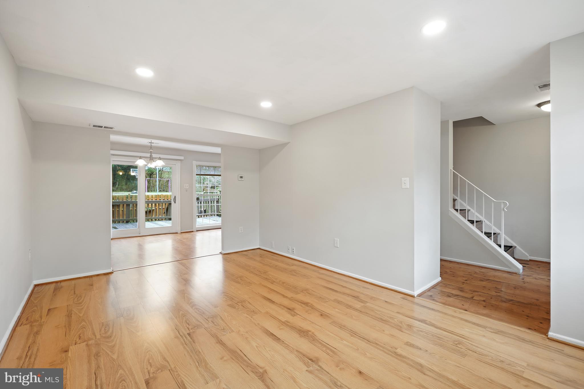 ROCKSHIRE TOWNHOMES - Residential