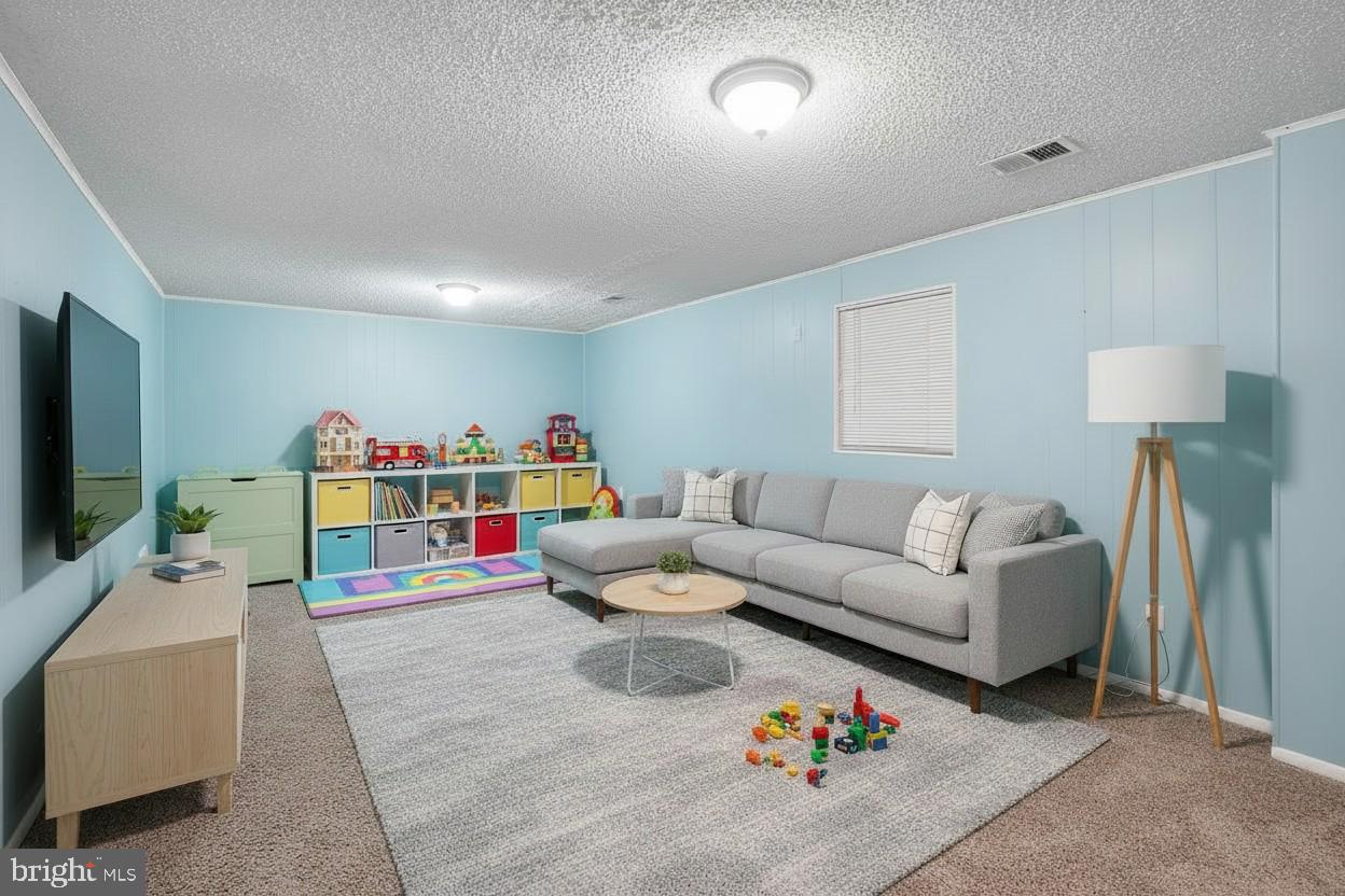 ROCKSHIRE TOWNHOMES - Residential