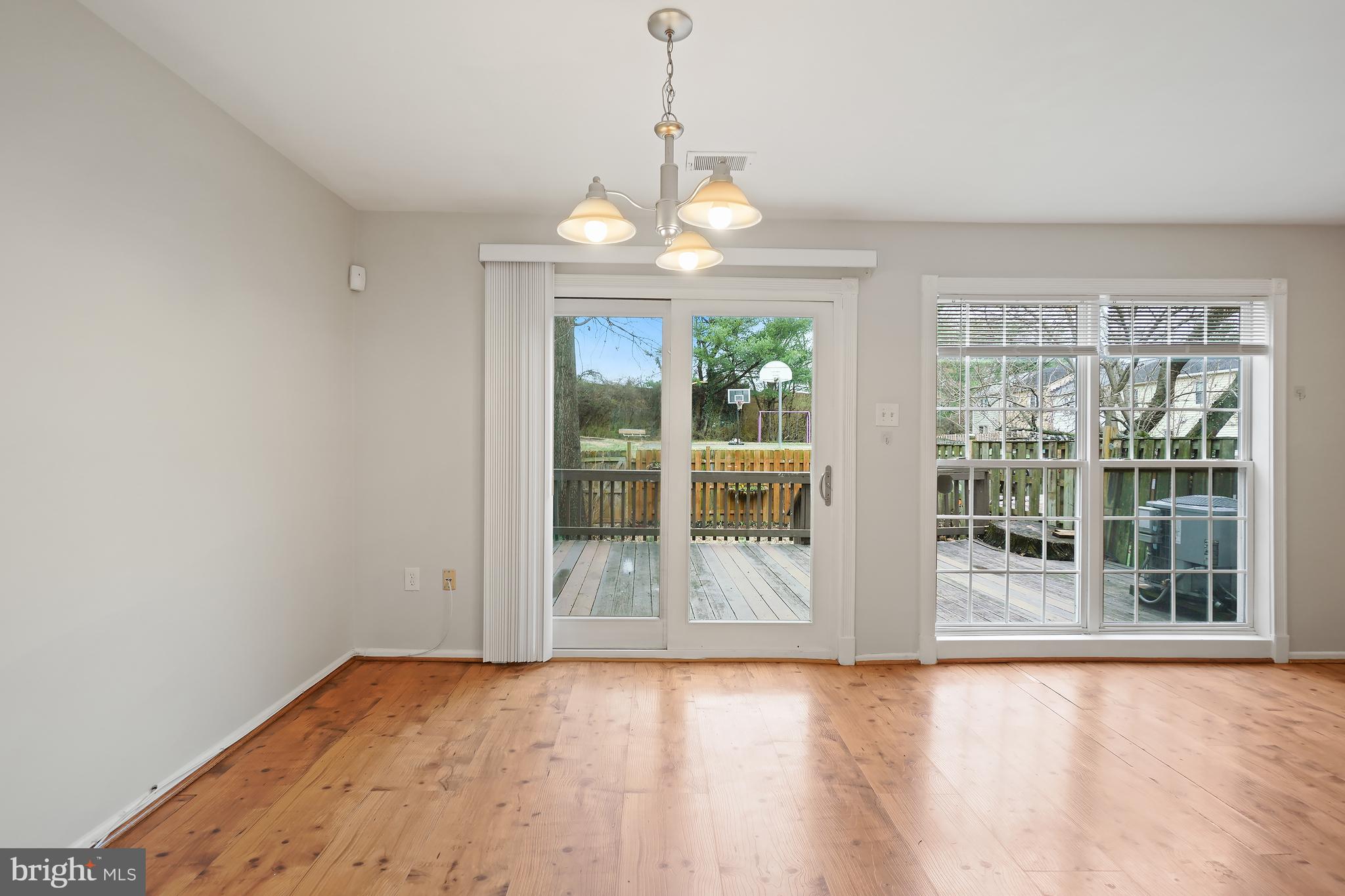 ROCKSHIRE TOWNHOMES - Residential