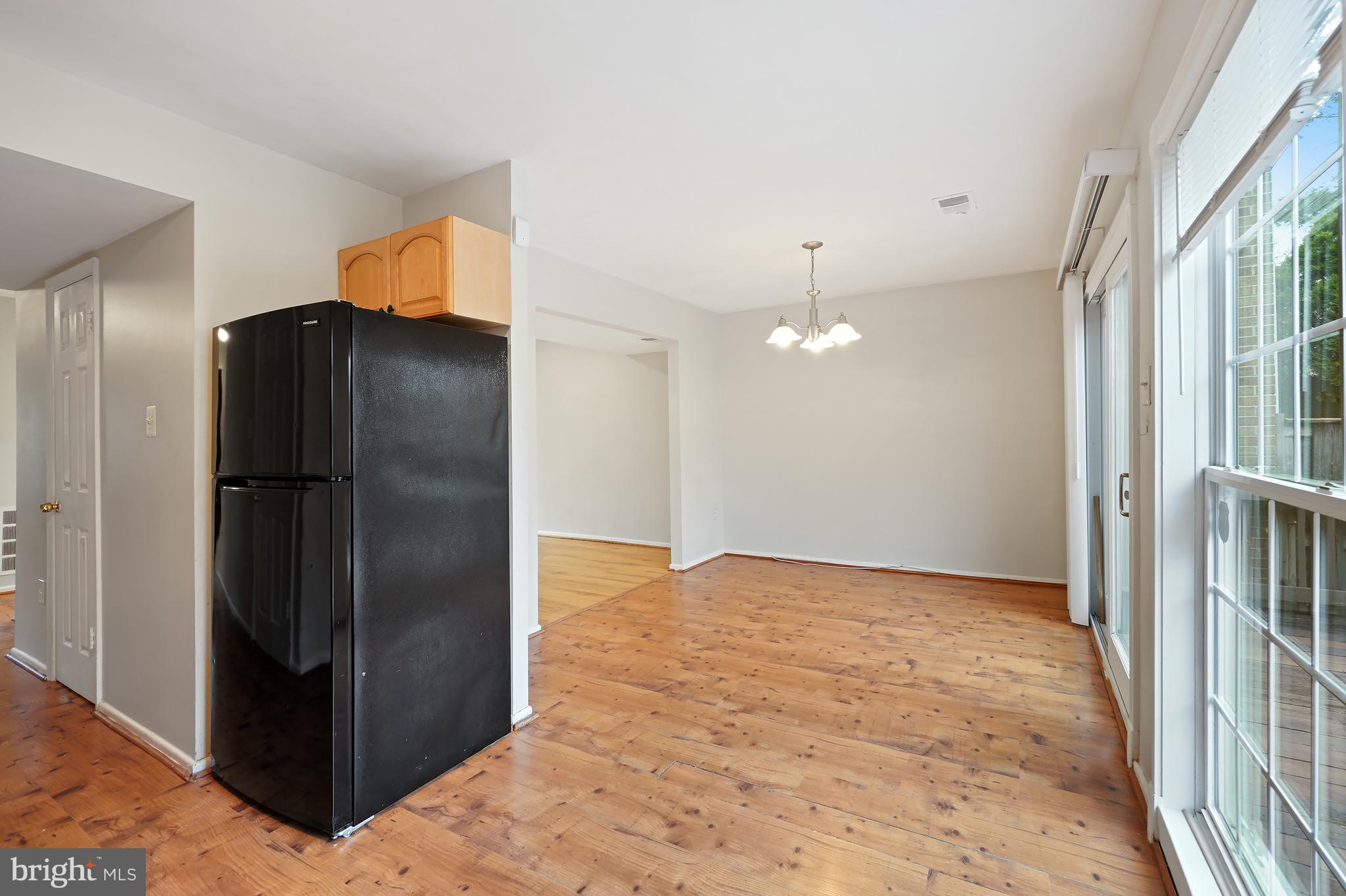 ROCKSHIRE TOWNHOMES - Residential