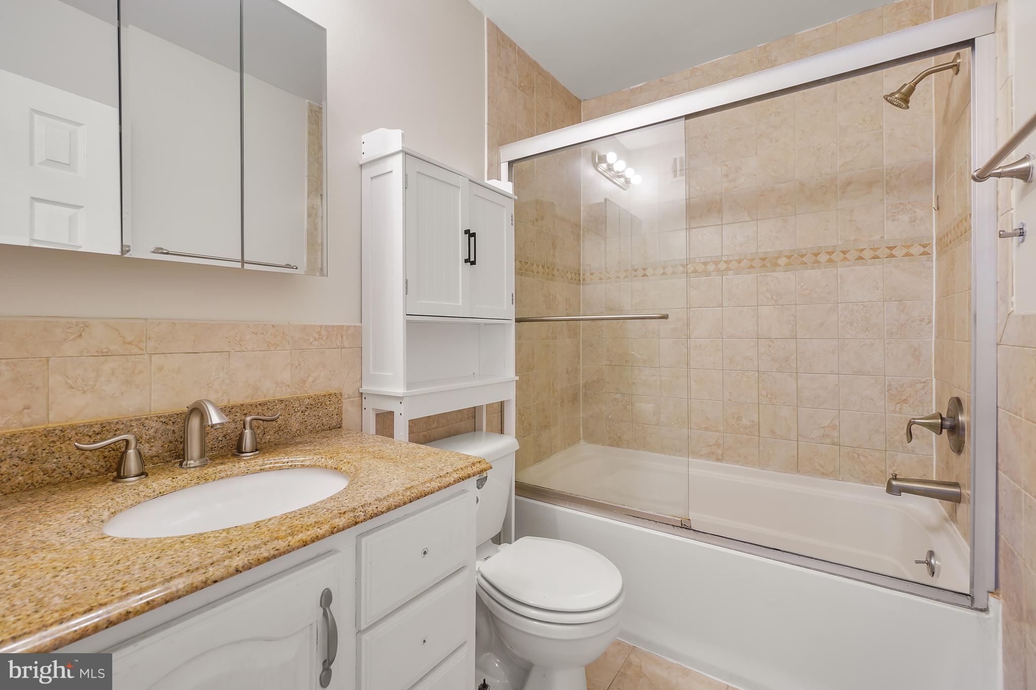 ROCKSHIRE TOWNHOMES - Residential