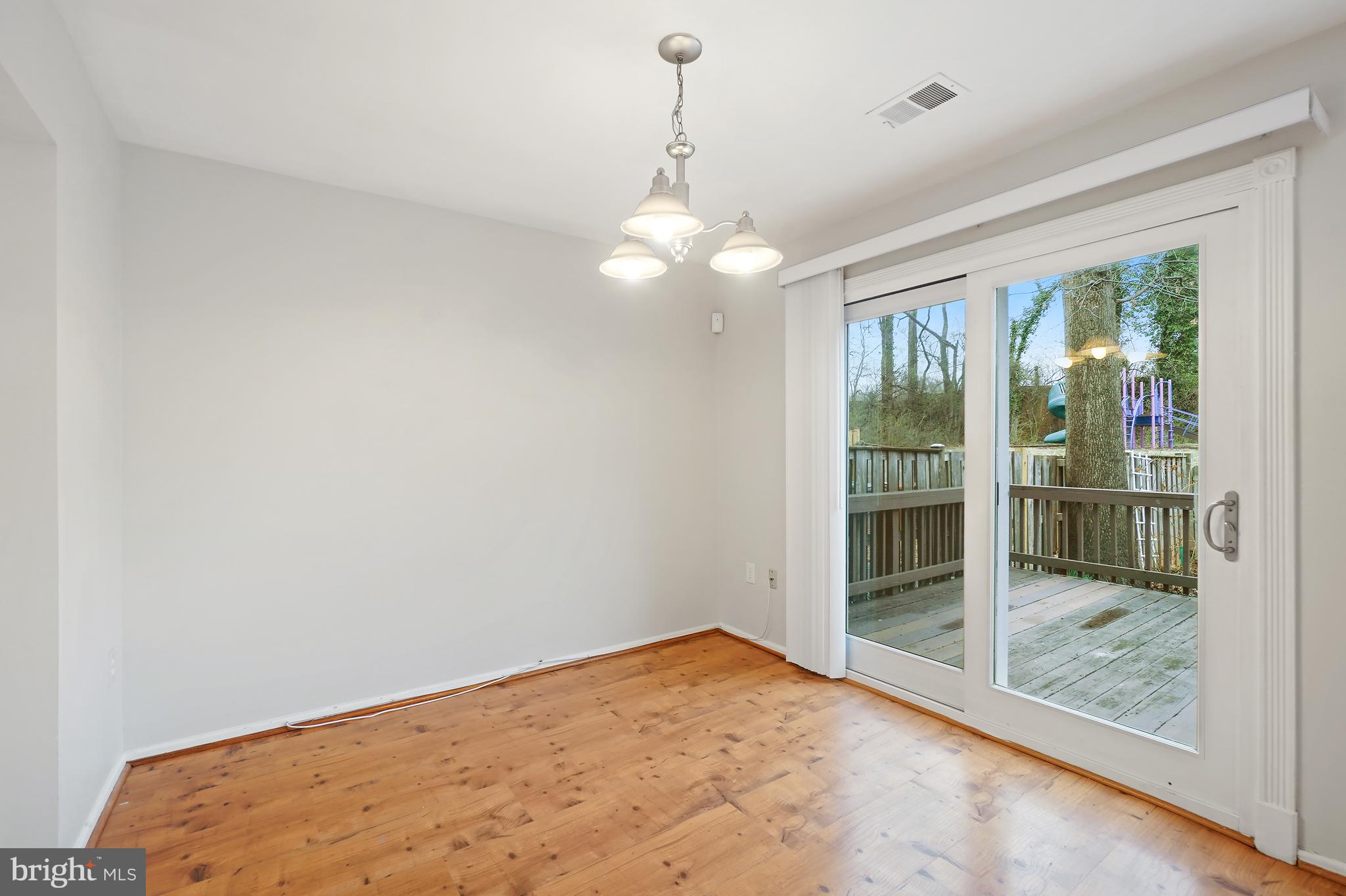 ROCKSHIRE TOWNHOMES - Residential