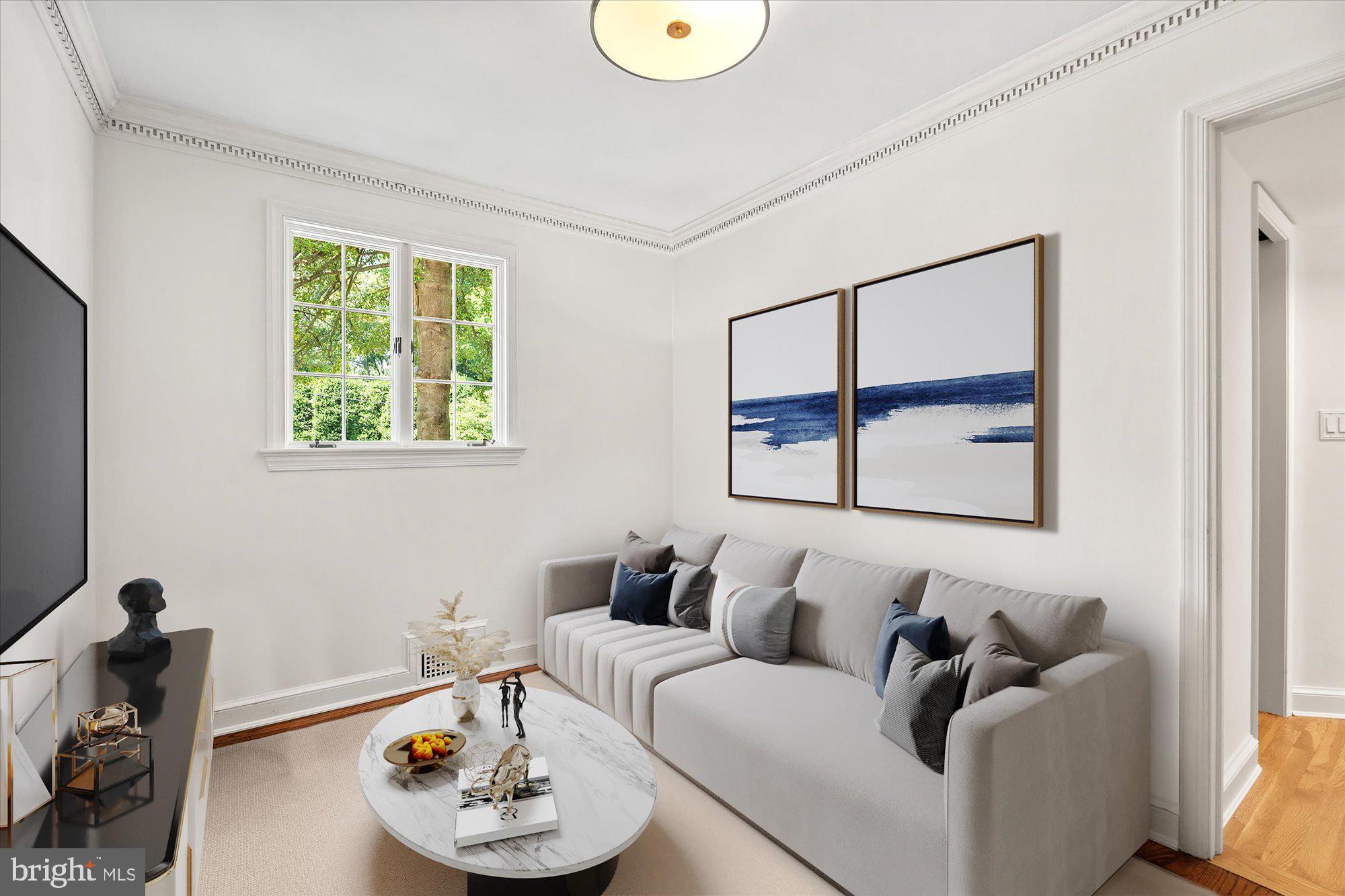 CHEVY CHASE HILLS - Residential