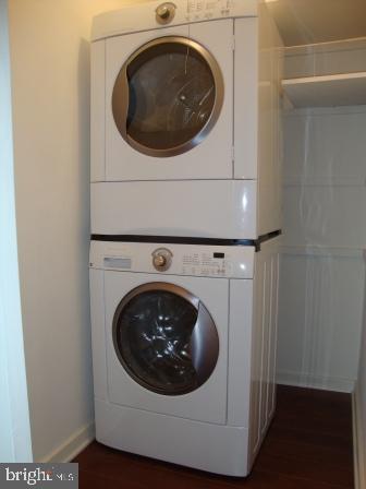 WASHINGTON SQ - Residential Lease