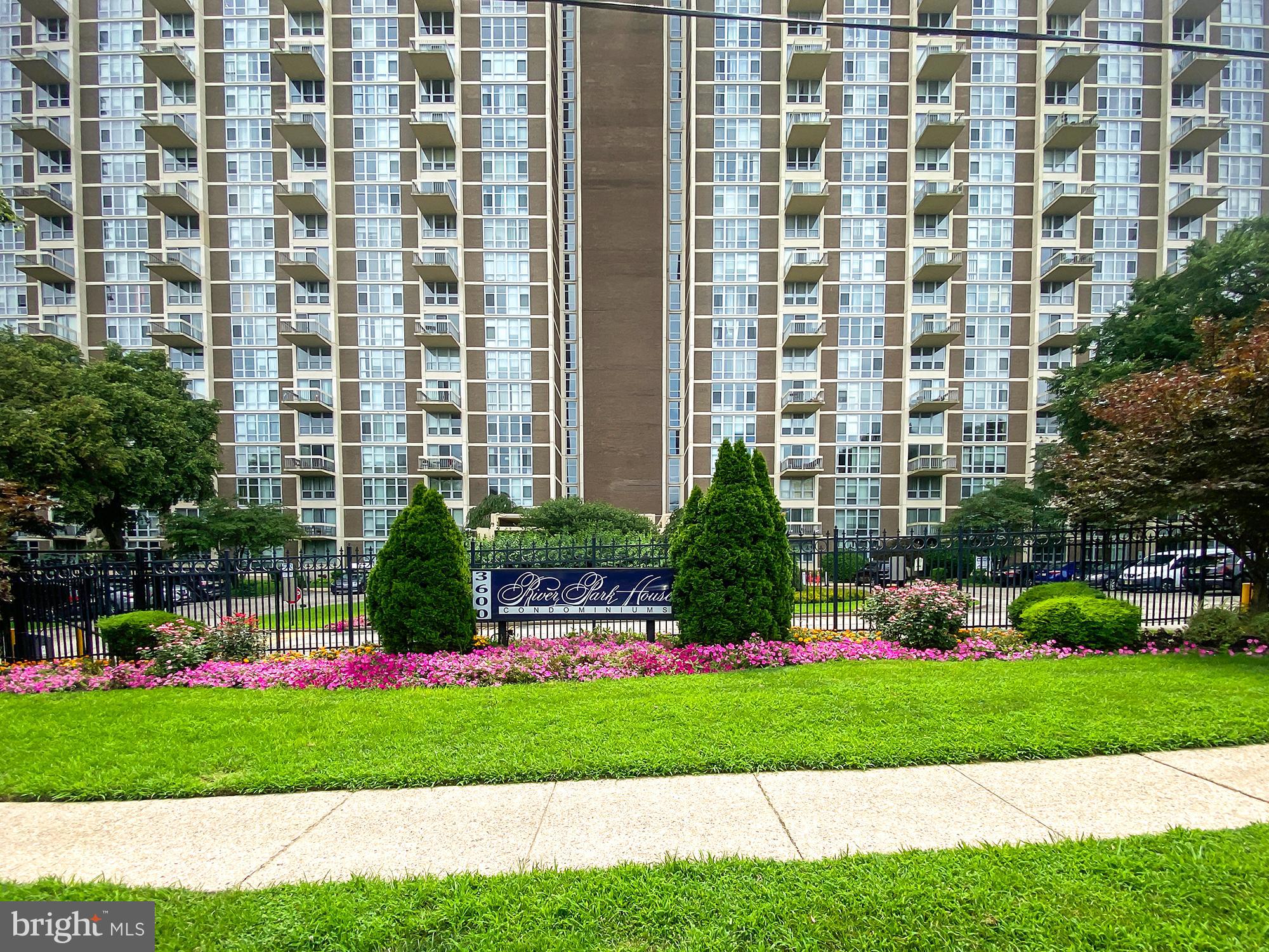 WYNNEFIELD HEIGHTS - Residential