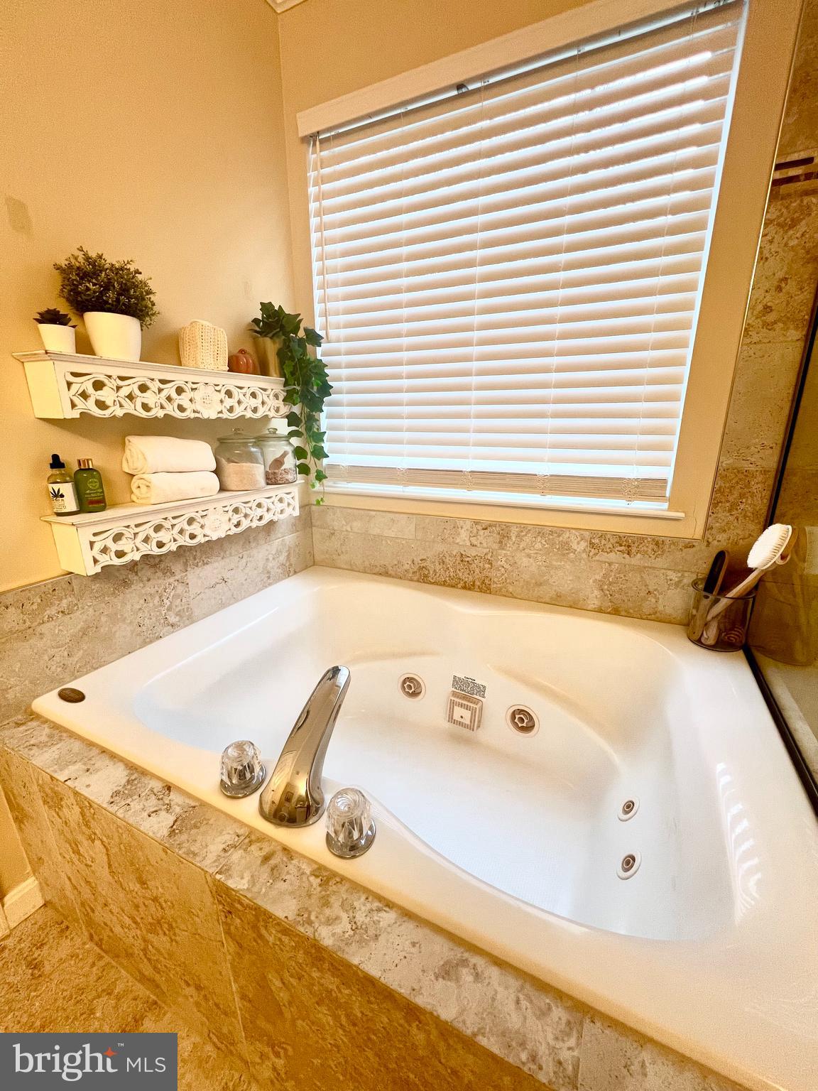 ASHLAND - Residential