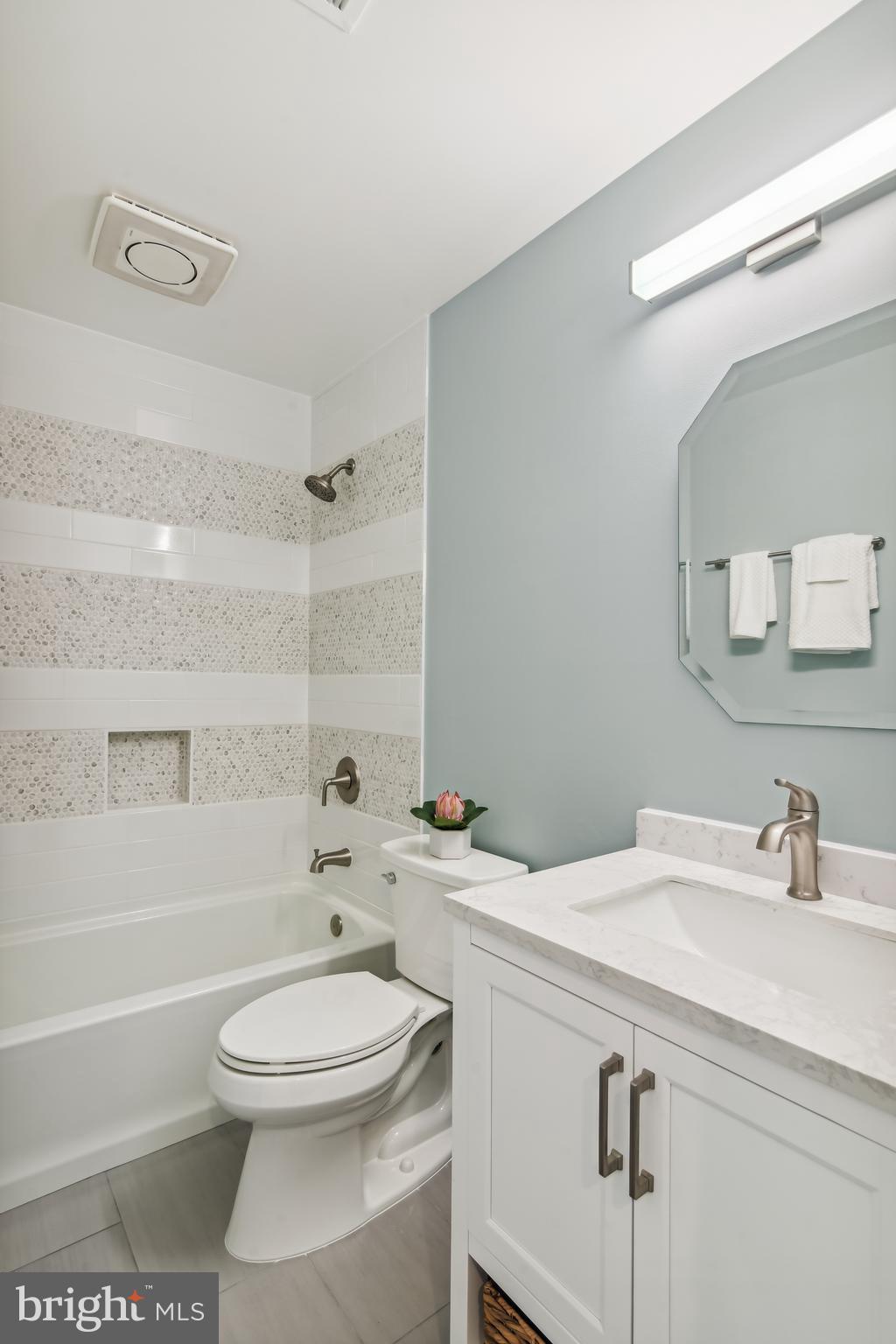 ASHBURN FARM - Residential