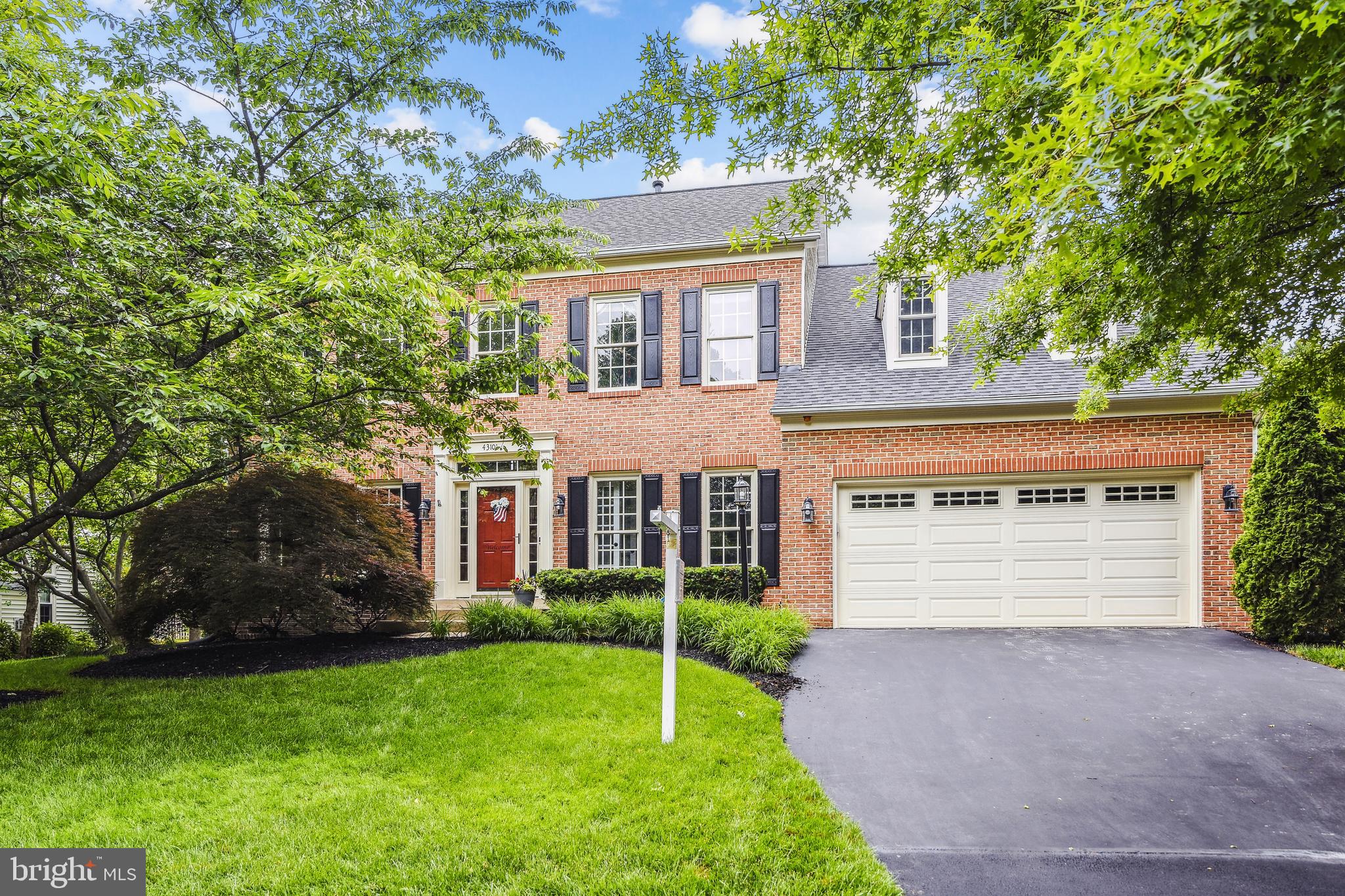 ASHBURN FARM - Residential