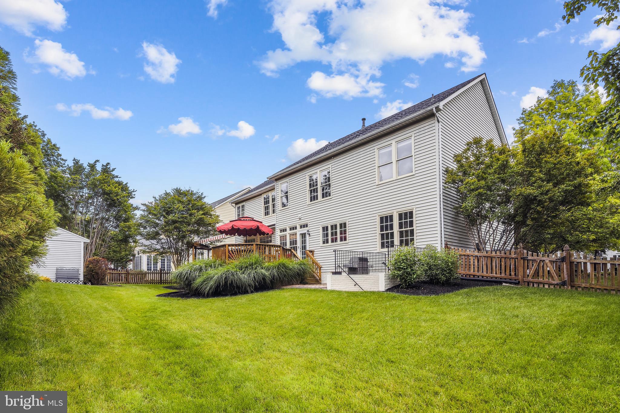 ASHBURN FARM - Residential